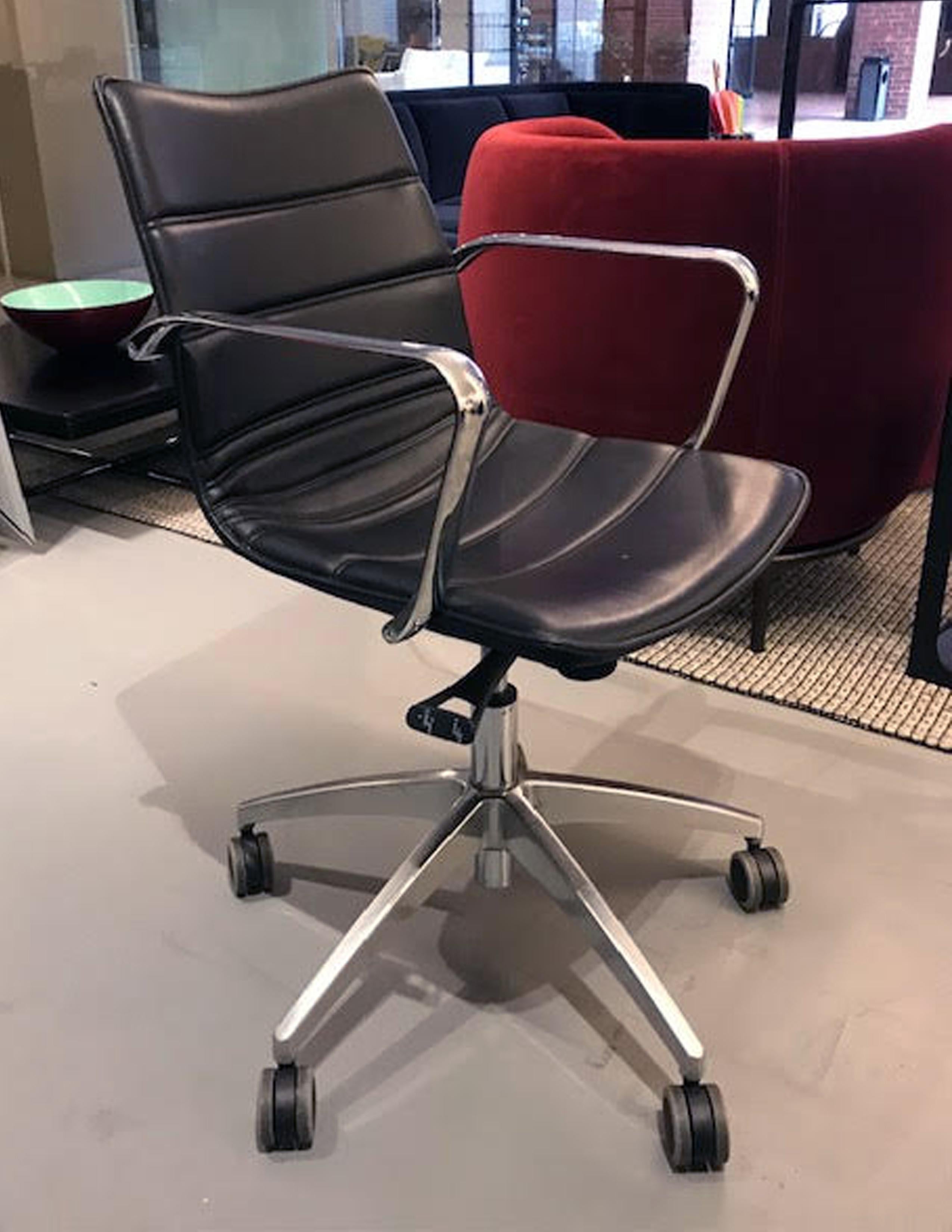 Contemporary M2L Black Swivel Desk Armchair on Casters in STOCK