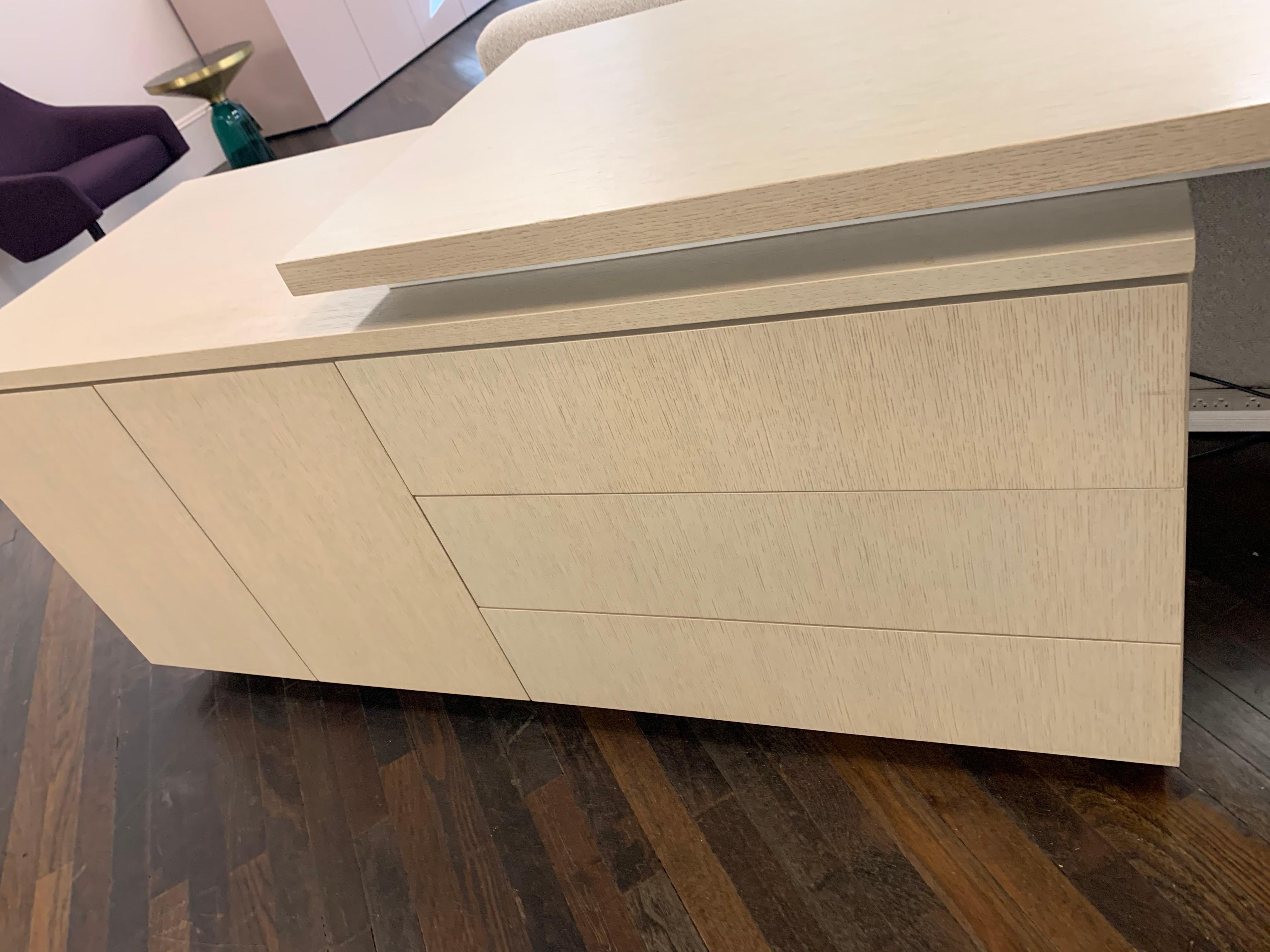 M2L Brand Wood Desk 2