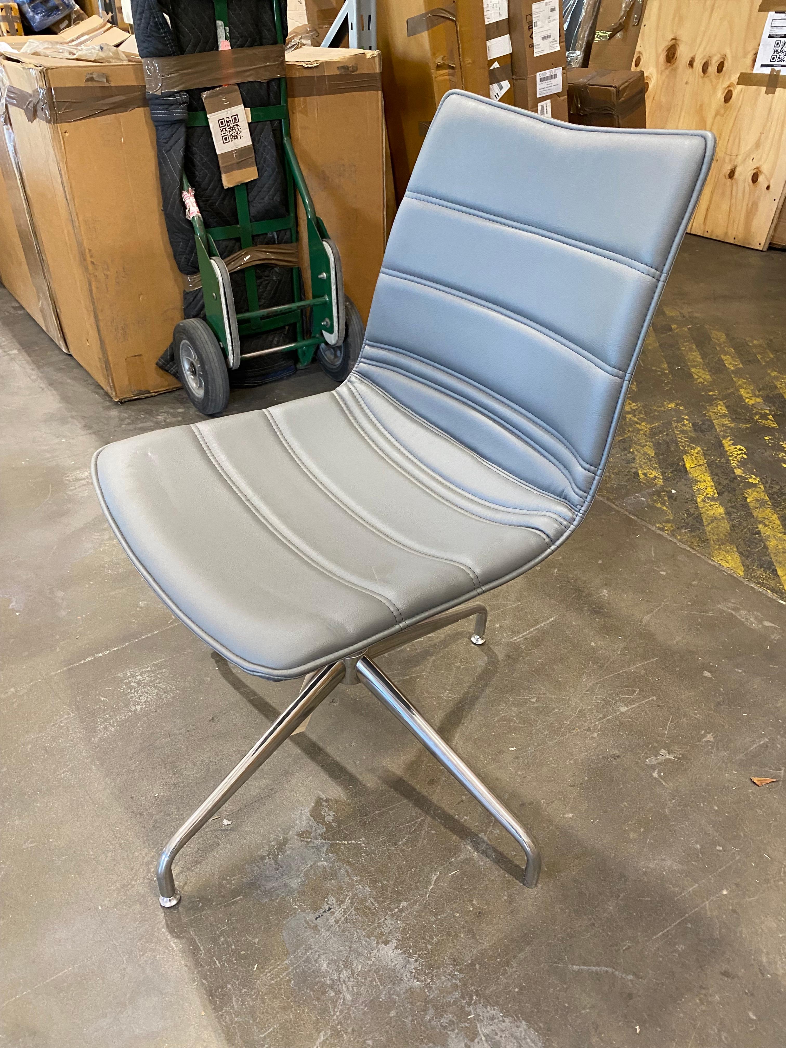 M2L M Swivel Desk Chair in STOCK For Sale 4