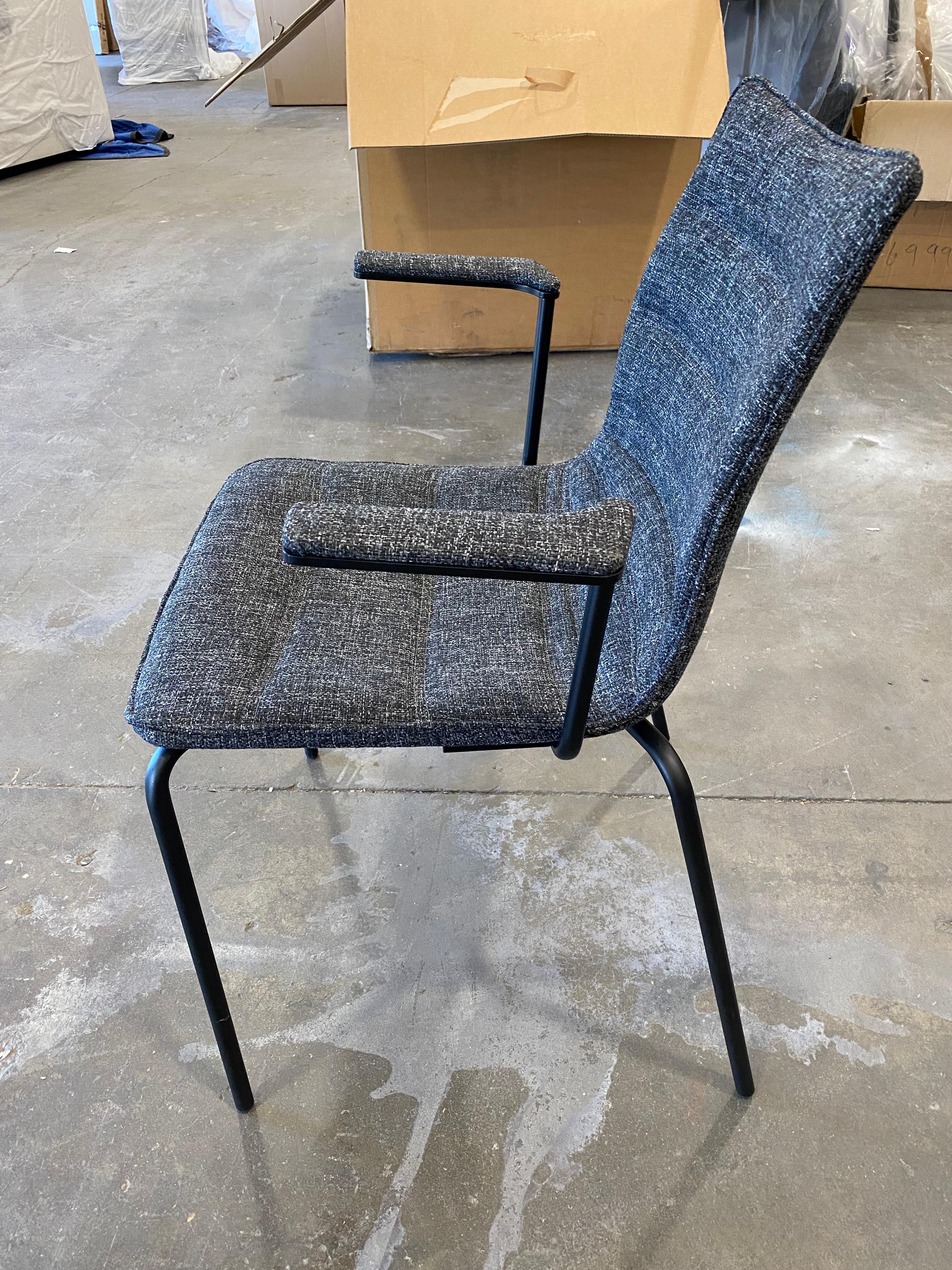 M2L Miss Chair in STOCK In Good Condition For Sale In New York, NY
