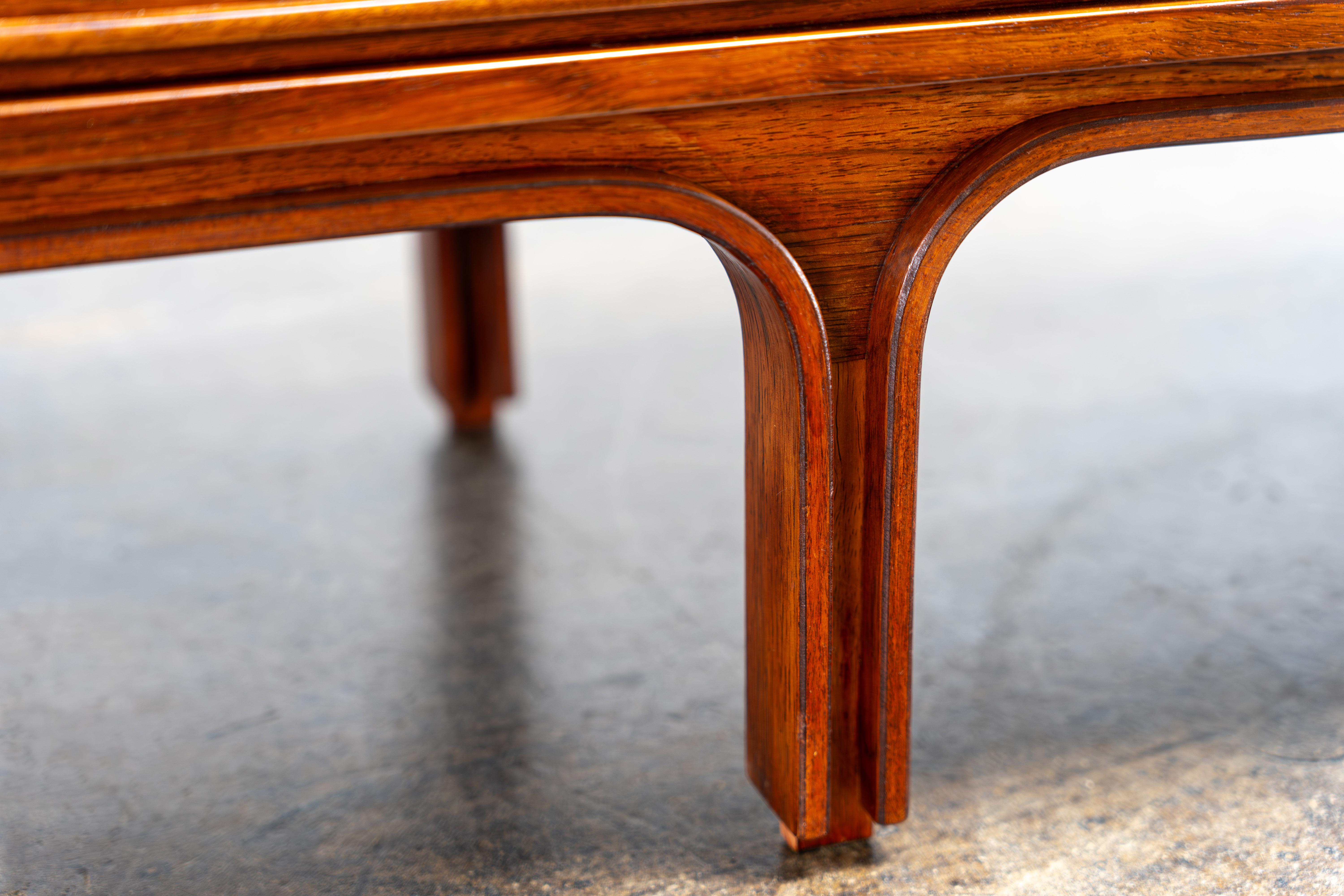 M501 Buffet en palissandre par Gianfranco Frattini Bernini Italie, années 1960 en vente 9