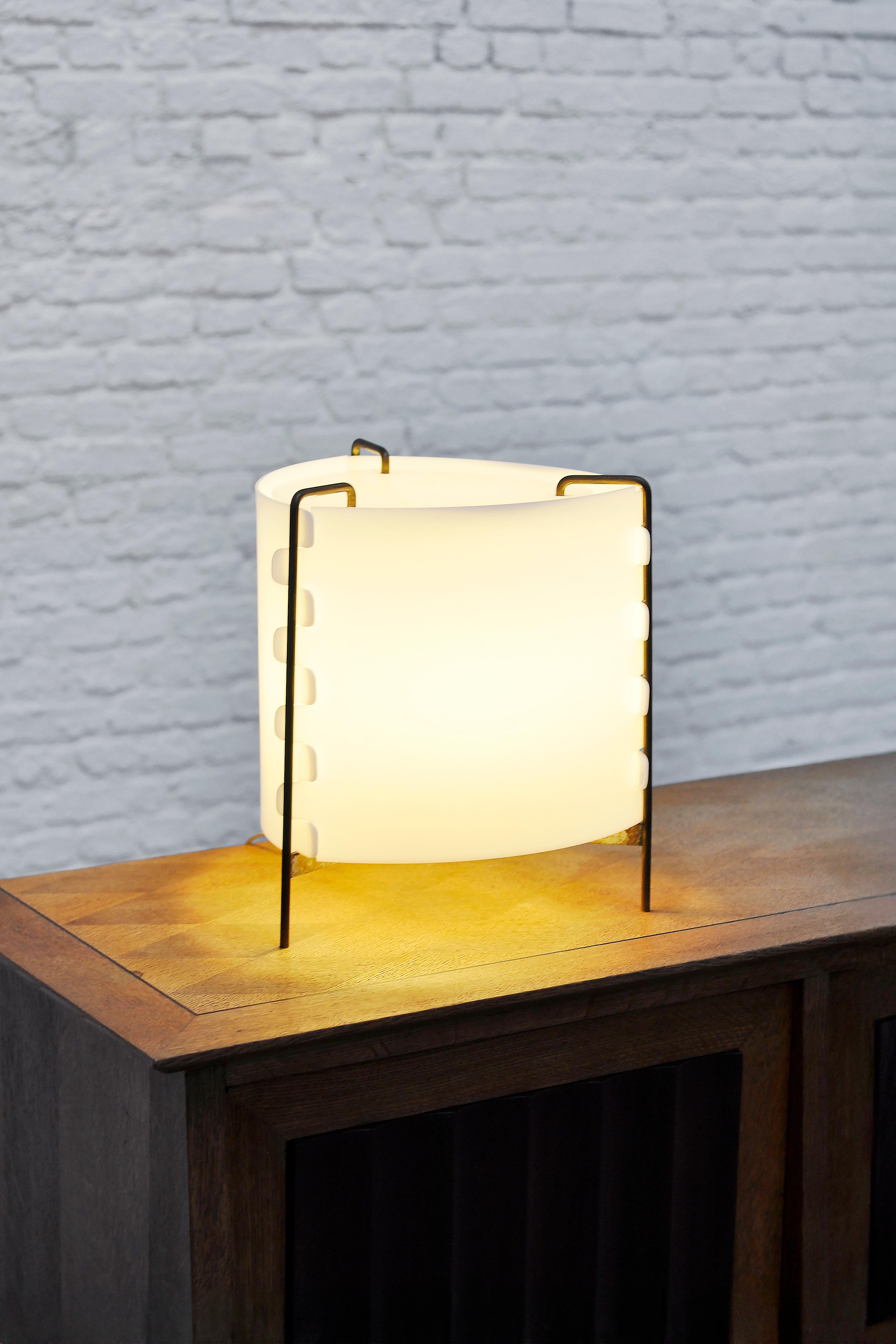 Lampe 'M8 Fanal' von Joseph-André Motte für Huchers-Minvielle, Frankreich 1958 (Kunststoff) im Angebot