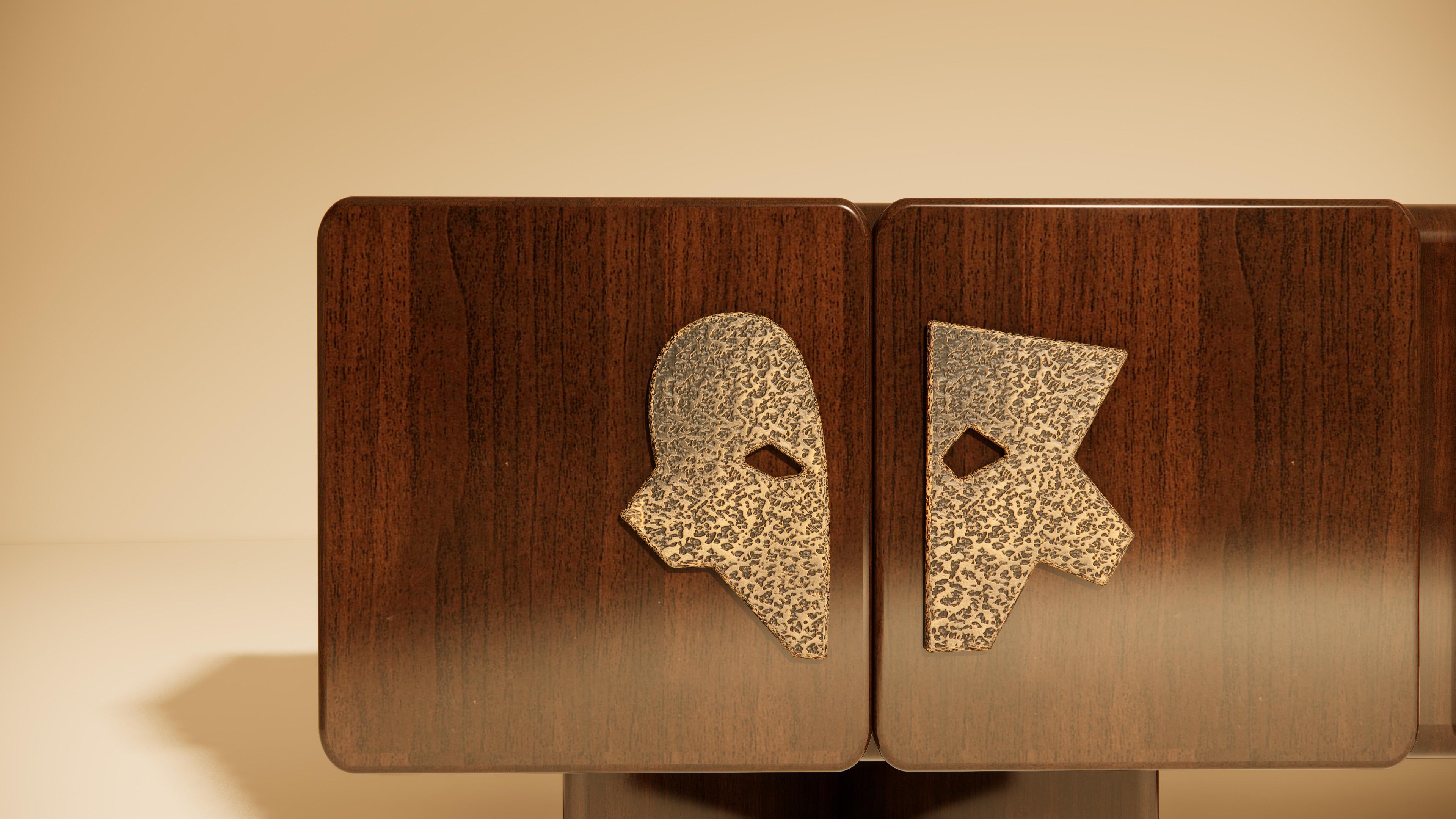 Ma Credenza II in Walnut with Hammered Brass Handles For Sale 3