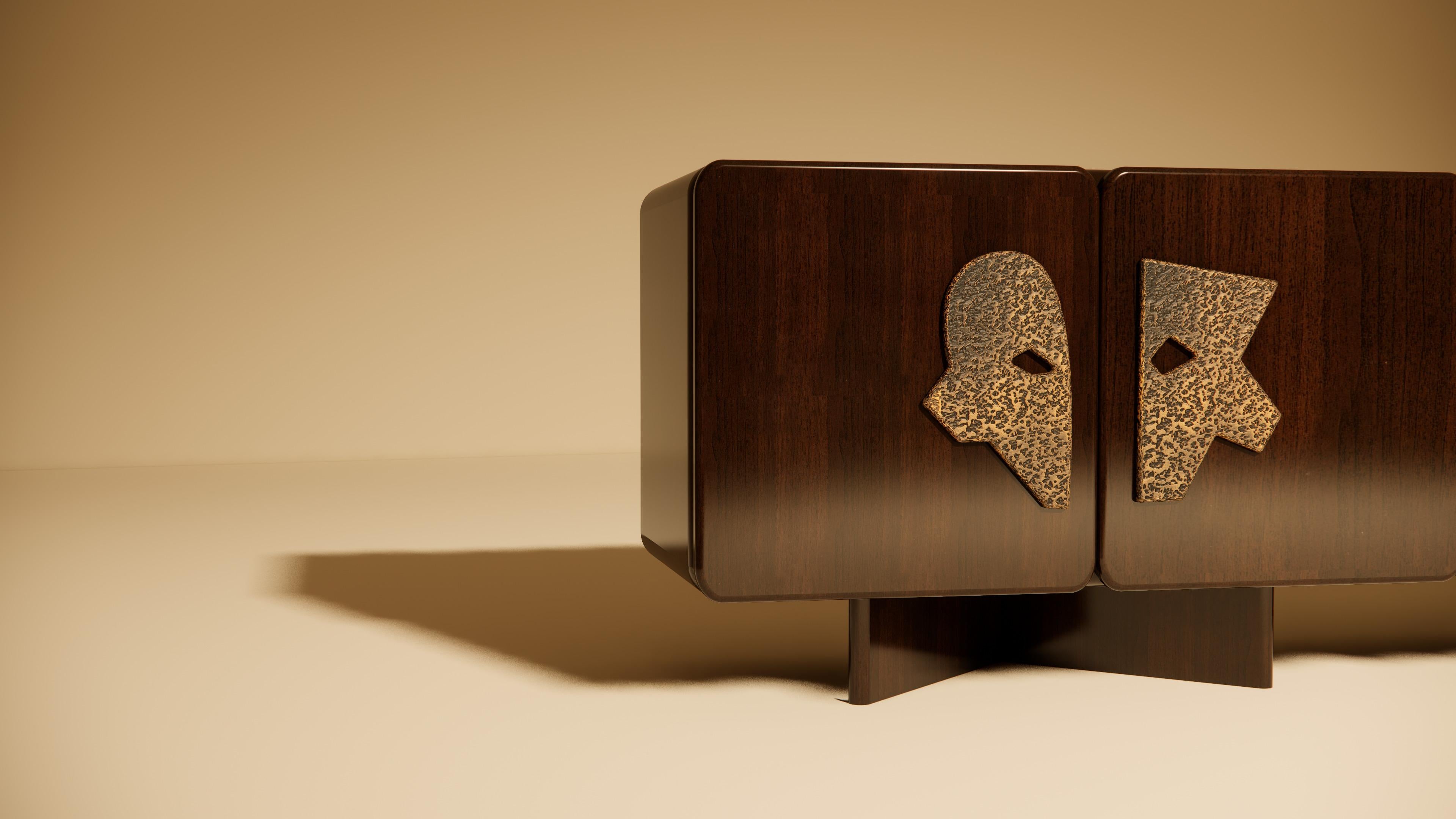 Ma Credenza II in Walnut with Hammered Brass Handles For Sale 1