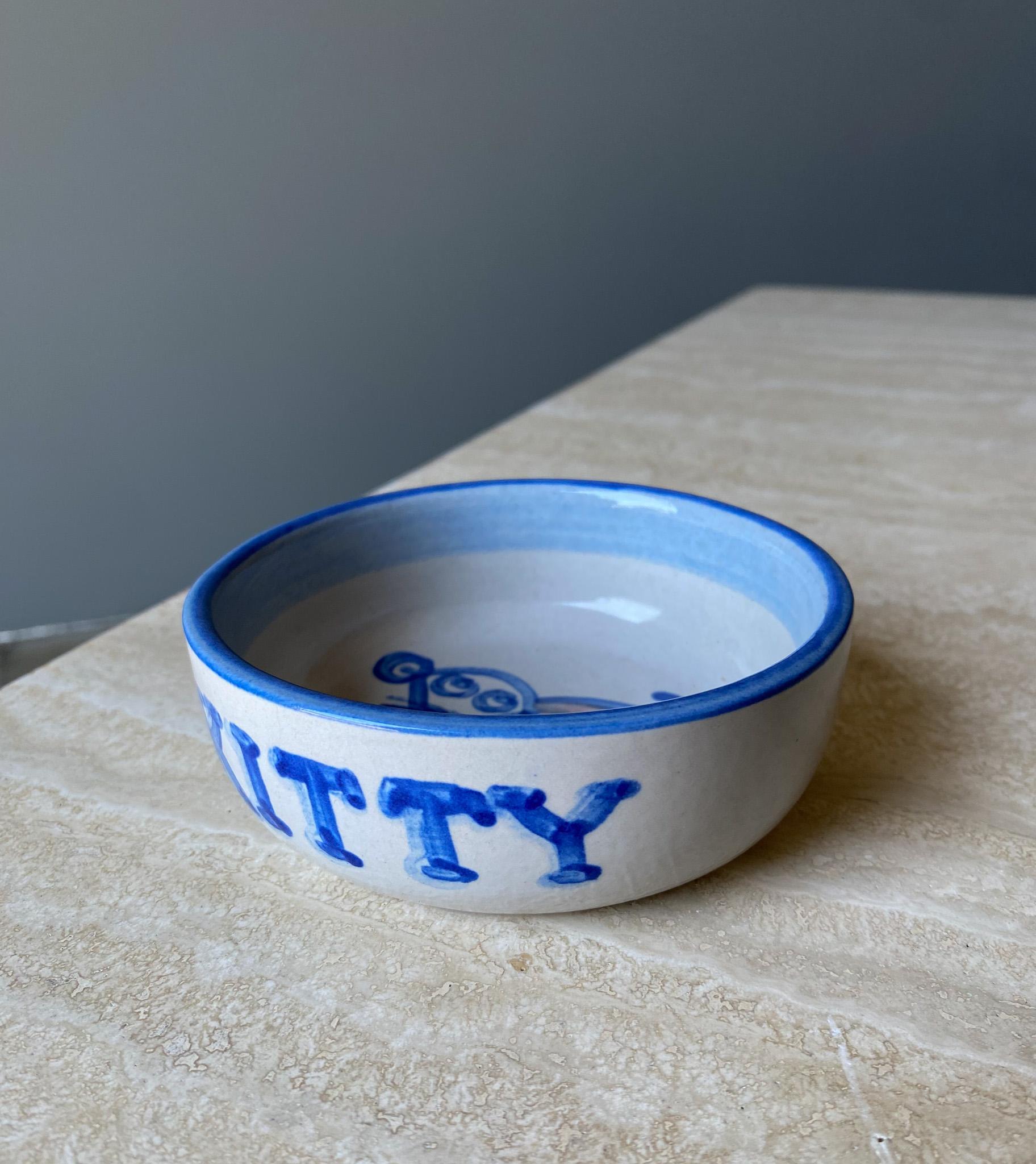 M.A. Hadley Ceramic Kitty / Cat Bowl, United States,  20th Century For Sale 5