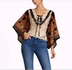 MA Red & White Silk Lace Vintage 1970s Valentino Kimono Sleeve Top