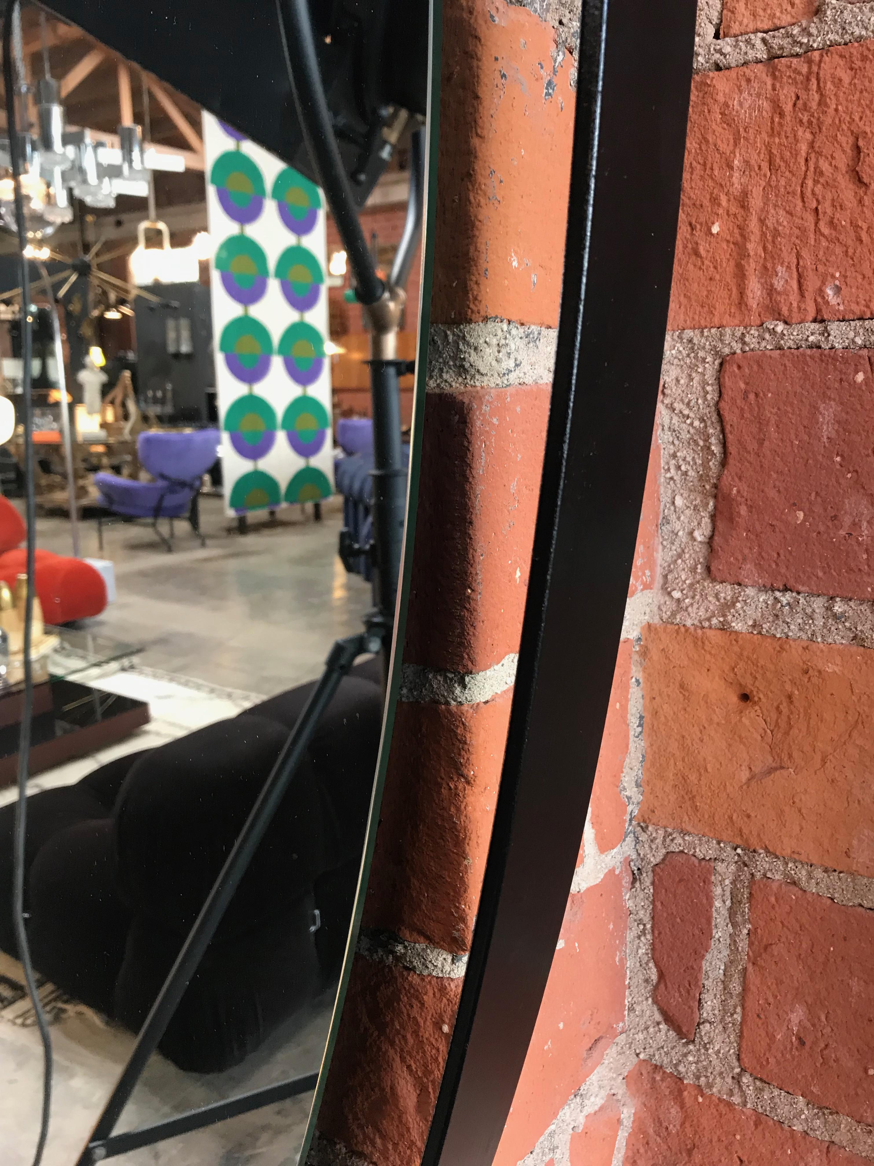 Anodisé Miroir mural ovale MA+39, Italie en vente