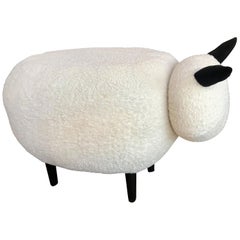 Pouf Ma39 en bois sculpté Mouton:: Italie:: 21ème siècle