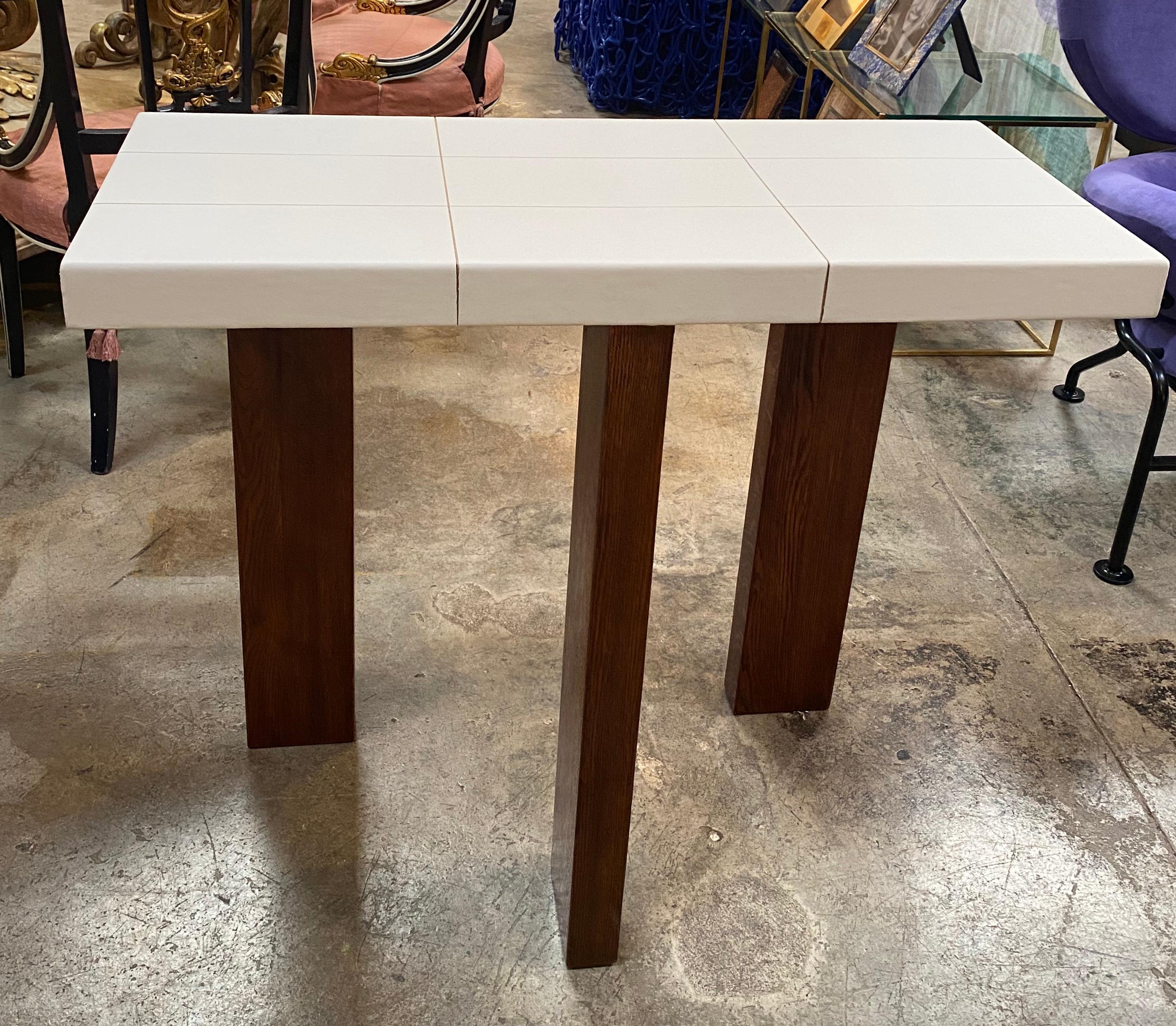 Mid-Century Modern Ma39 Solid Walnut Side Tables / Console with Parchment Base, 21st Century For Sale
