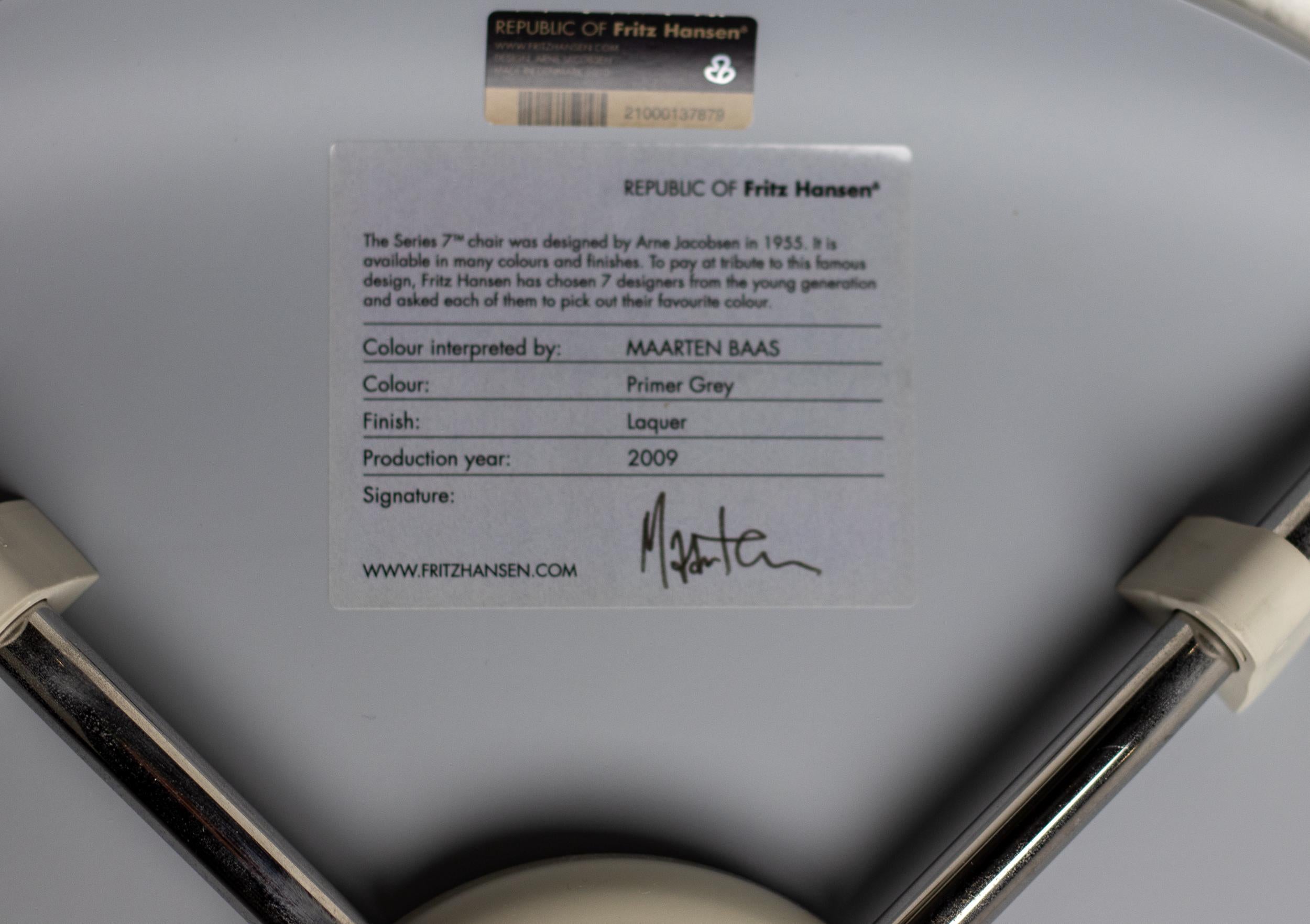 Maarten Baas Edición limitada firmada Silla Arne Jacobsen Serie 7 Lacado en venta