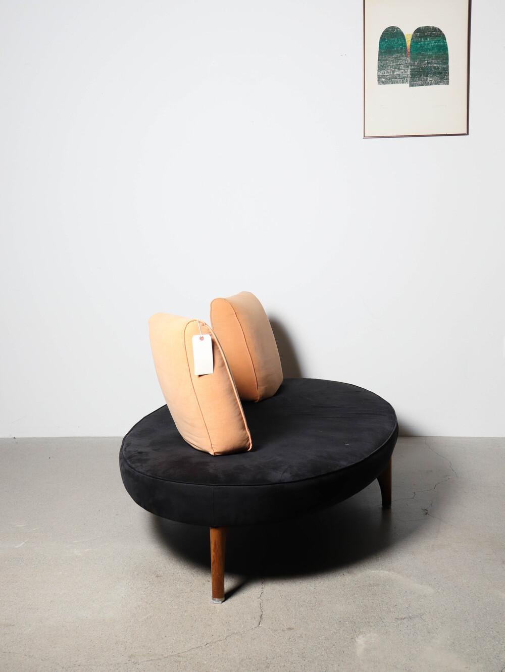 Maarten Kusters Elliptisches Sofa ist für Edra ein Muss im Zustand „Gut“ im Angebot in Princeton Junction, NJ