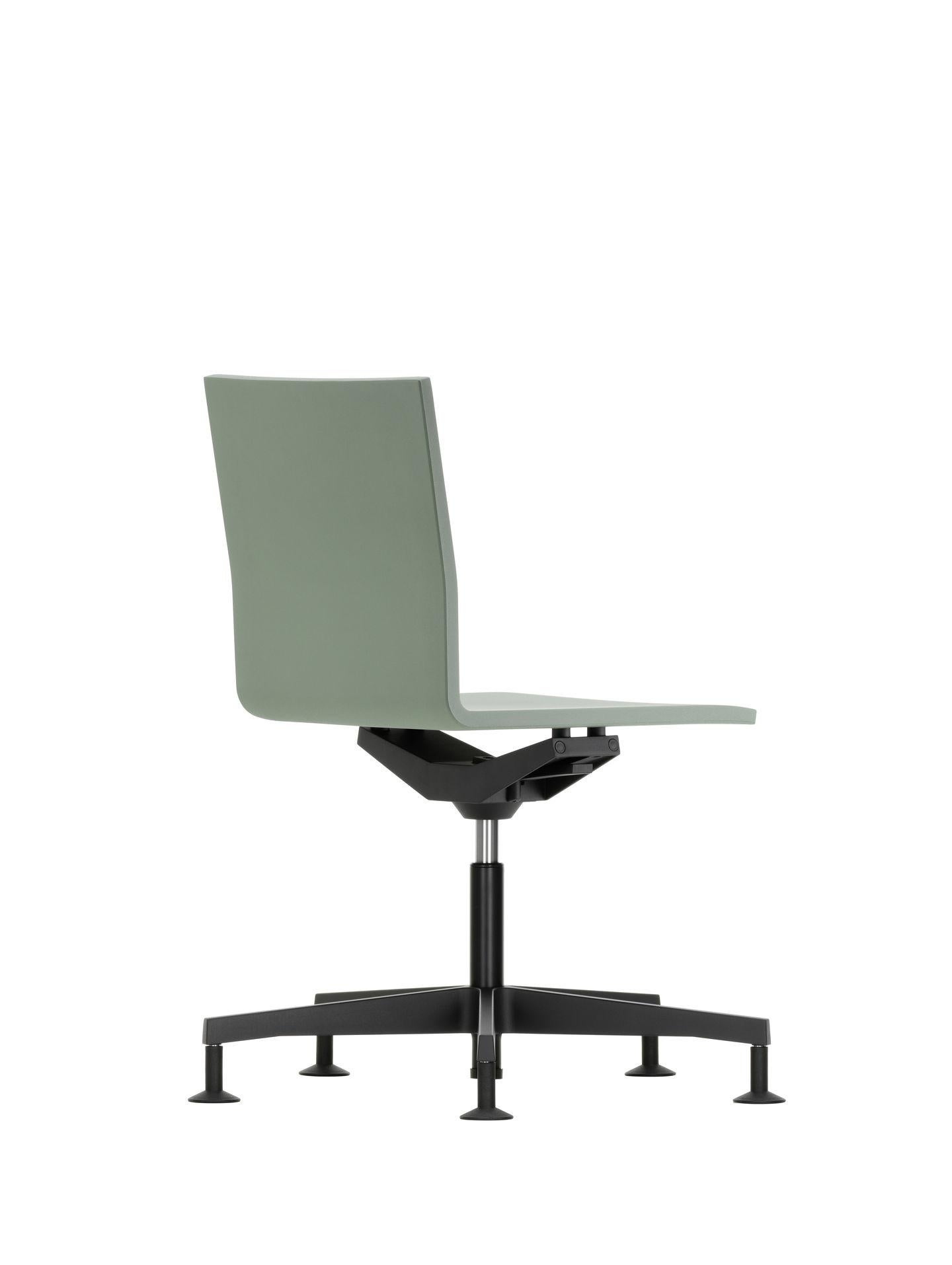 Modern Maarten van Severen .04 Office Chair by Vitra