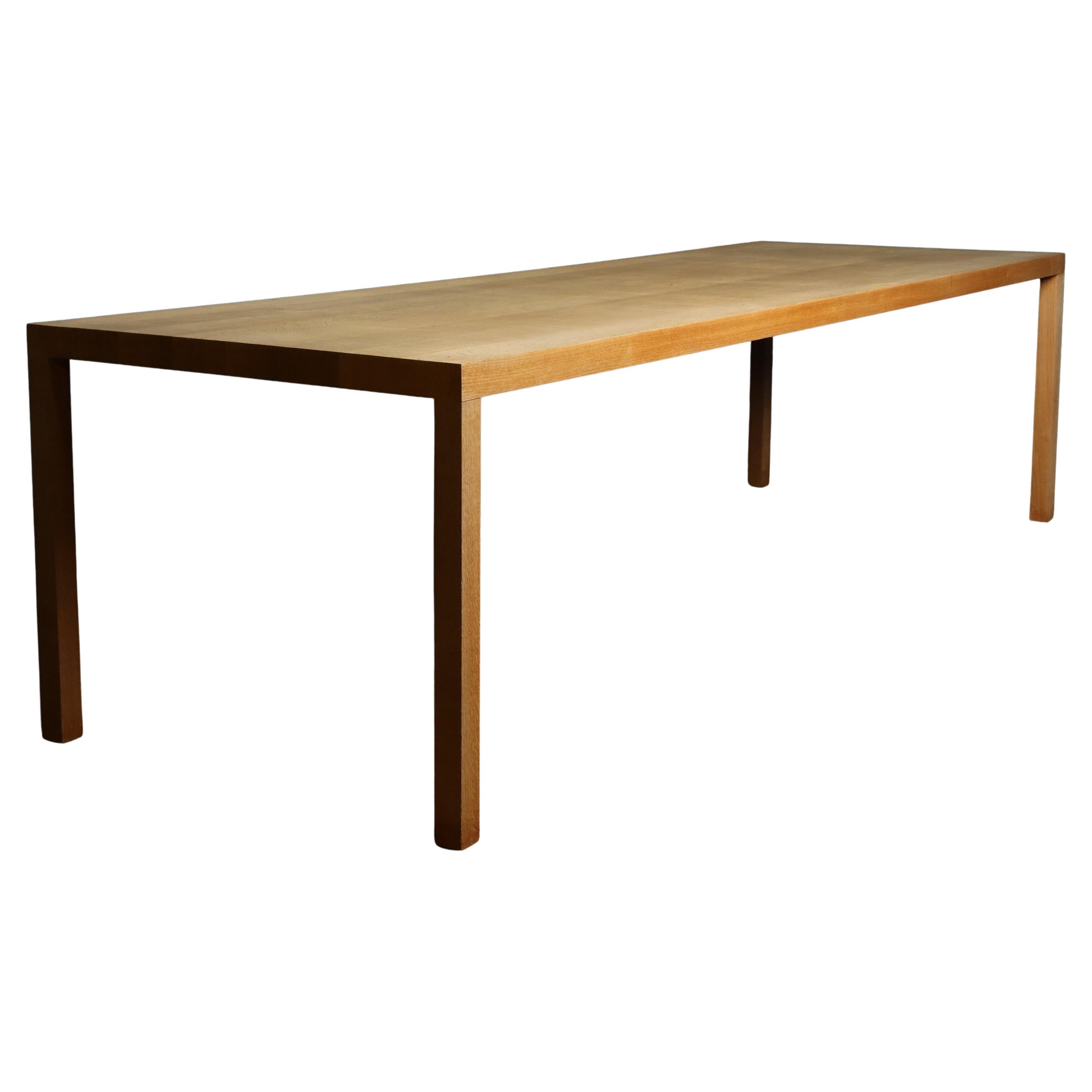 Maarten Van Severen T88W - Table de salle à manger en chêne de 275cm
