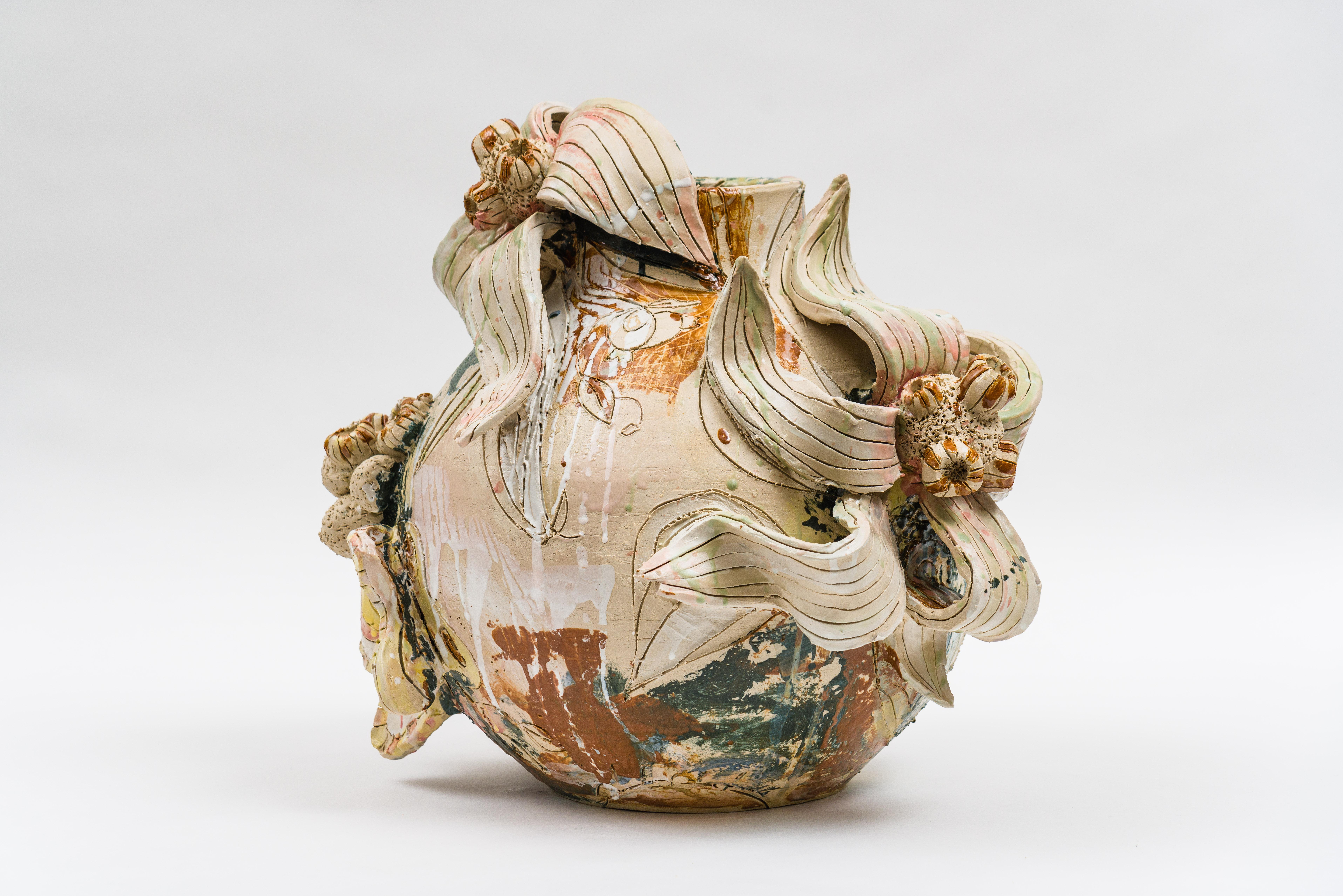 Ceramic Maarten Vrolijk, Blooming Terra MVC21005, NL For Sale