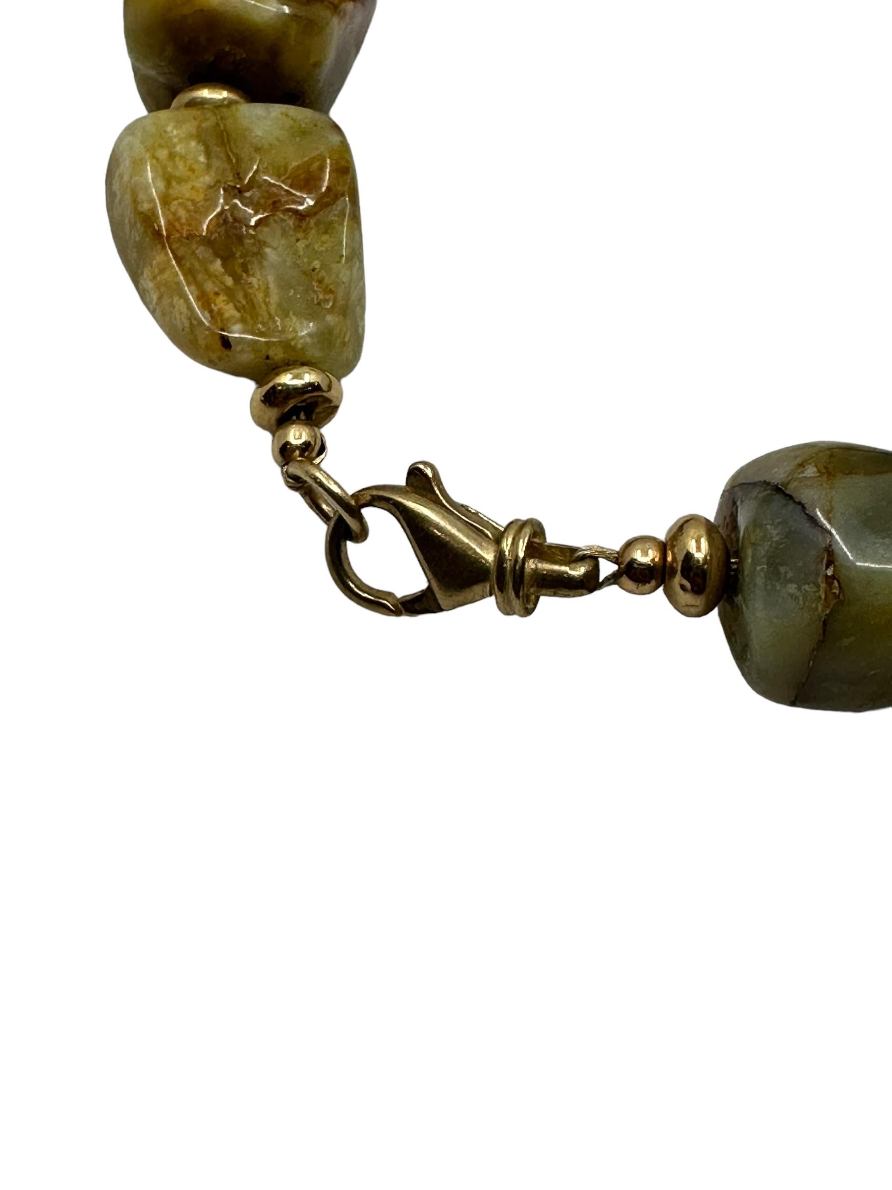 Tumbled Maasai Moss Agate and Gold Necklace For Sale