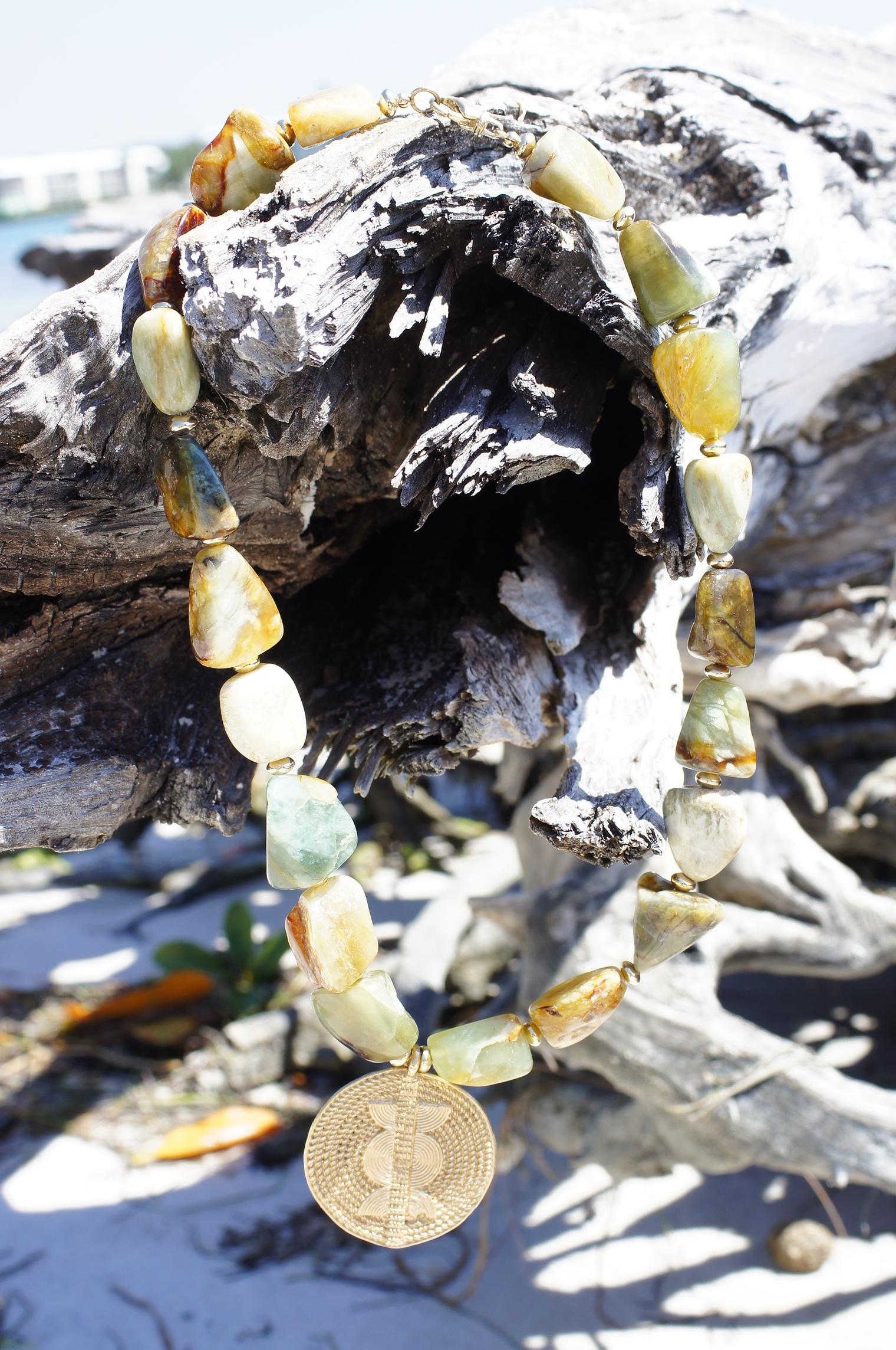 Maasai Moss Agate and Gold Necklace For Sale 1