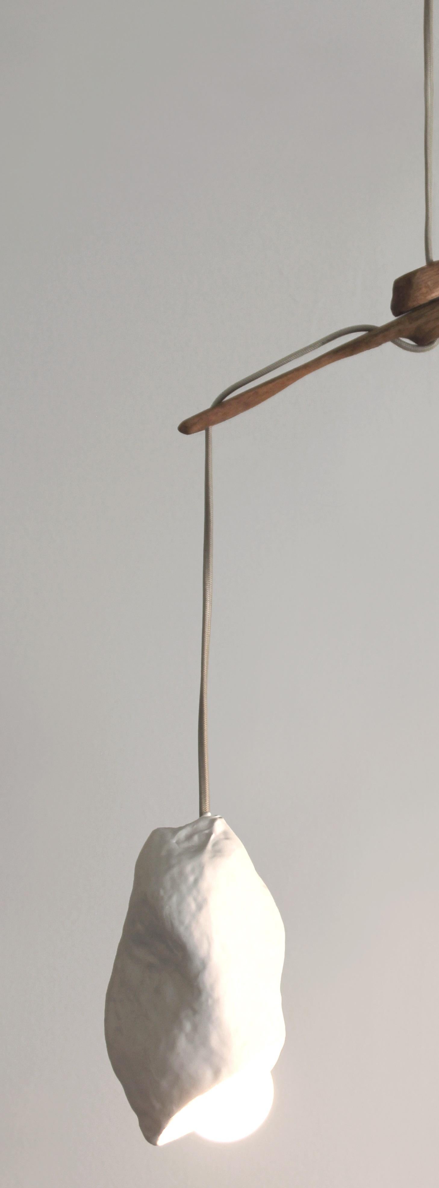 Lámpara de techo Maat de pintura, escayola, nogal y alambre de Dace Sūna Otro en venta