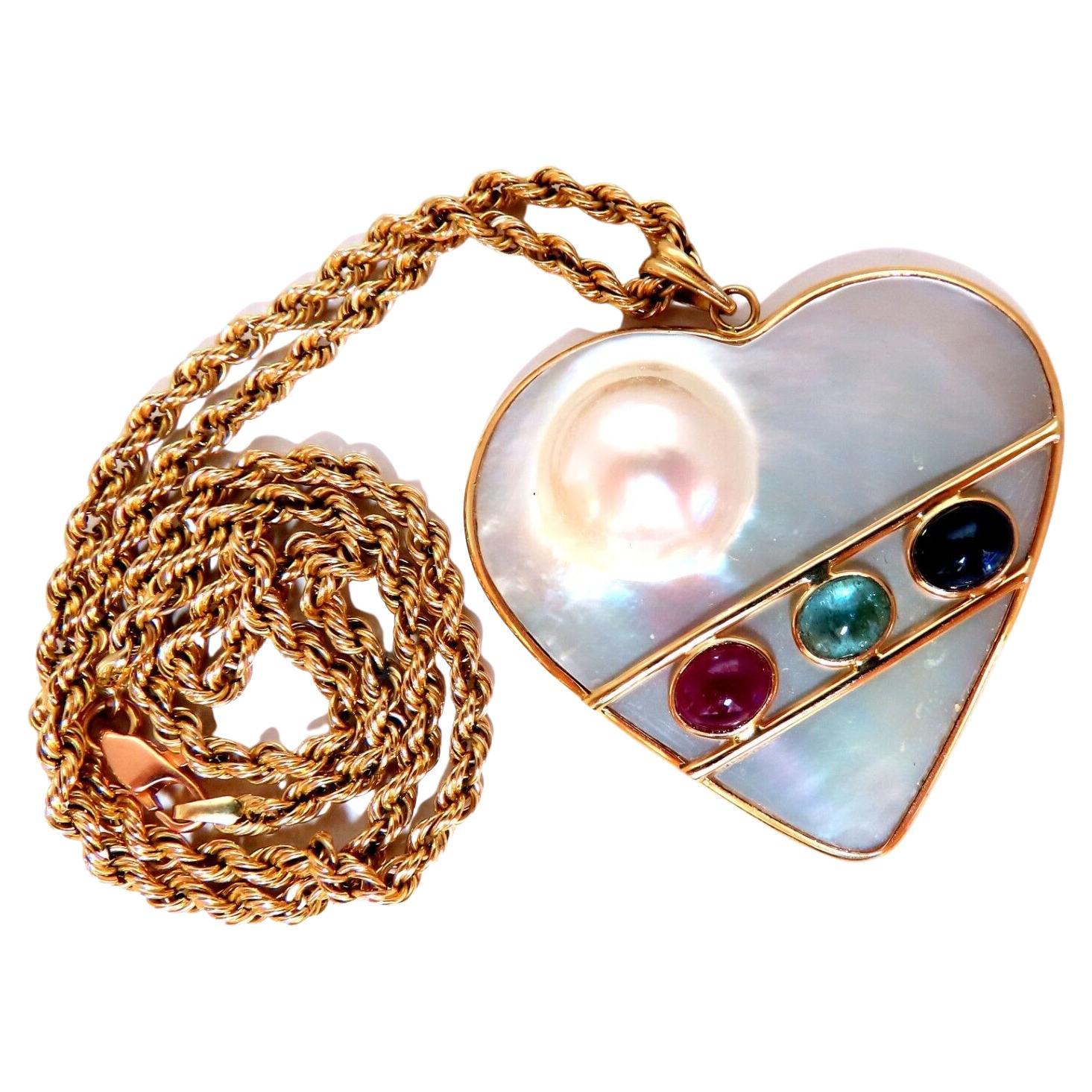 Collier en forme de cœur en perle Mabe Blister, chaîne en forme de corde avec émeraude, rubis et saphir de 14 carats