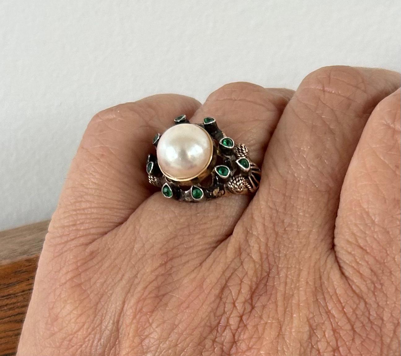 Mabe Pearl and Emerald 18k Estate Ring For Sale 2