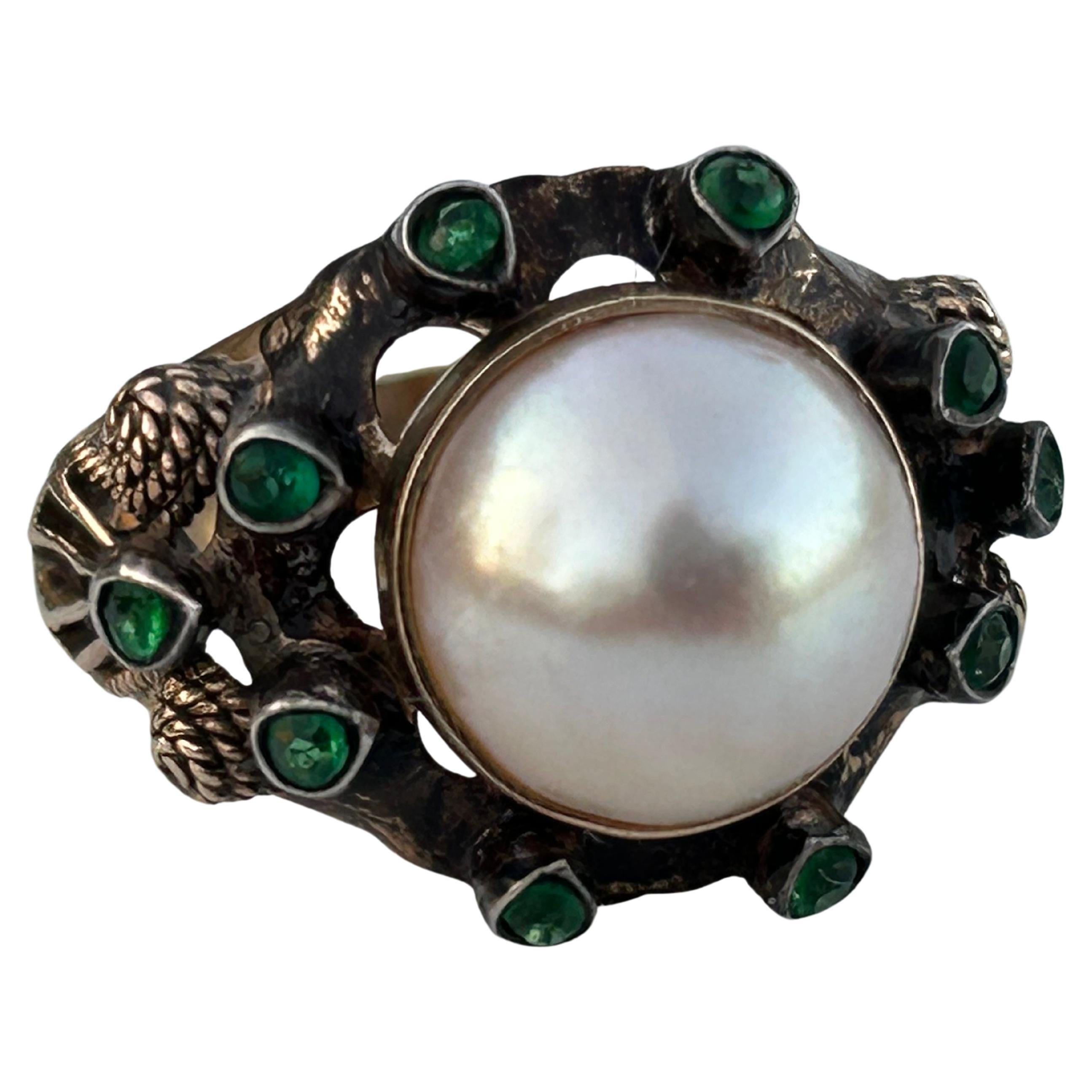 Mabe Pearl and Emerald 18k Estate Ring For Sale