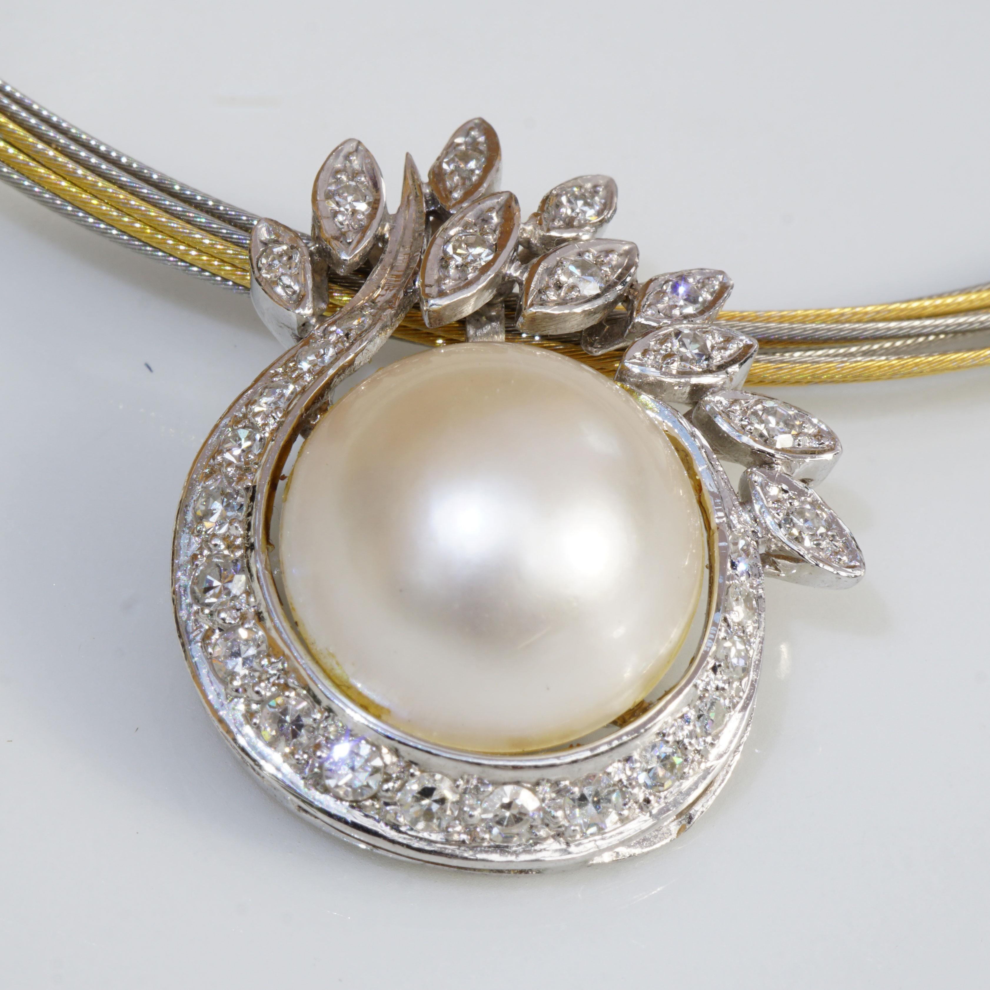 Mabe Pearl Brilliant Pendant White Gold 0.60 ct TW VS 27 x 22 mm large Eyelet For Sale 2
