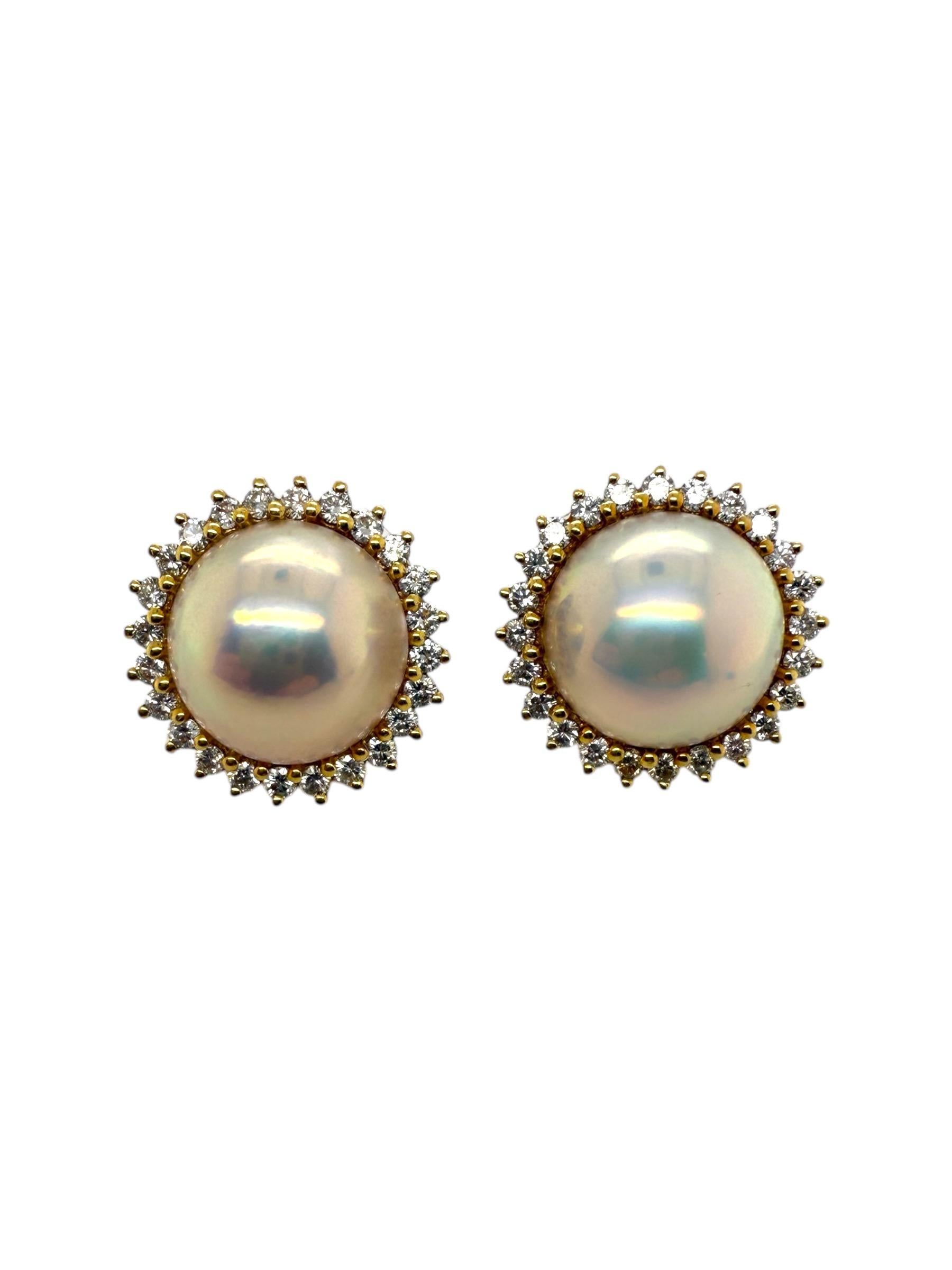 Boucles d'oreilles en or jaune 18K avec perles et diamants Mabe Excellent état - En vente à Montgomery, AL