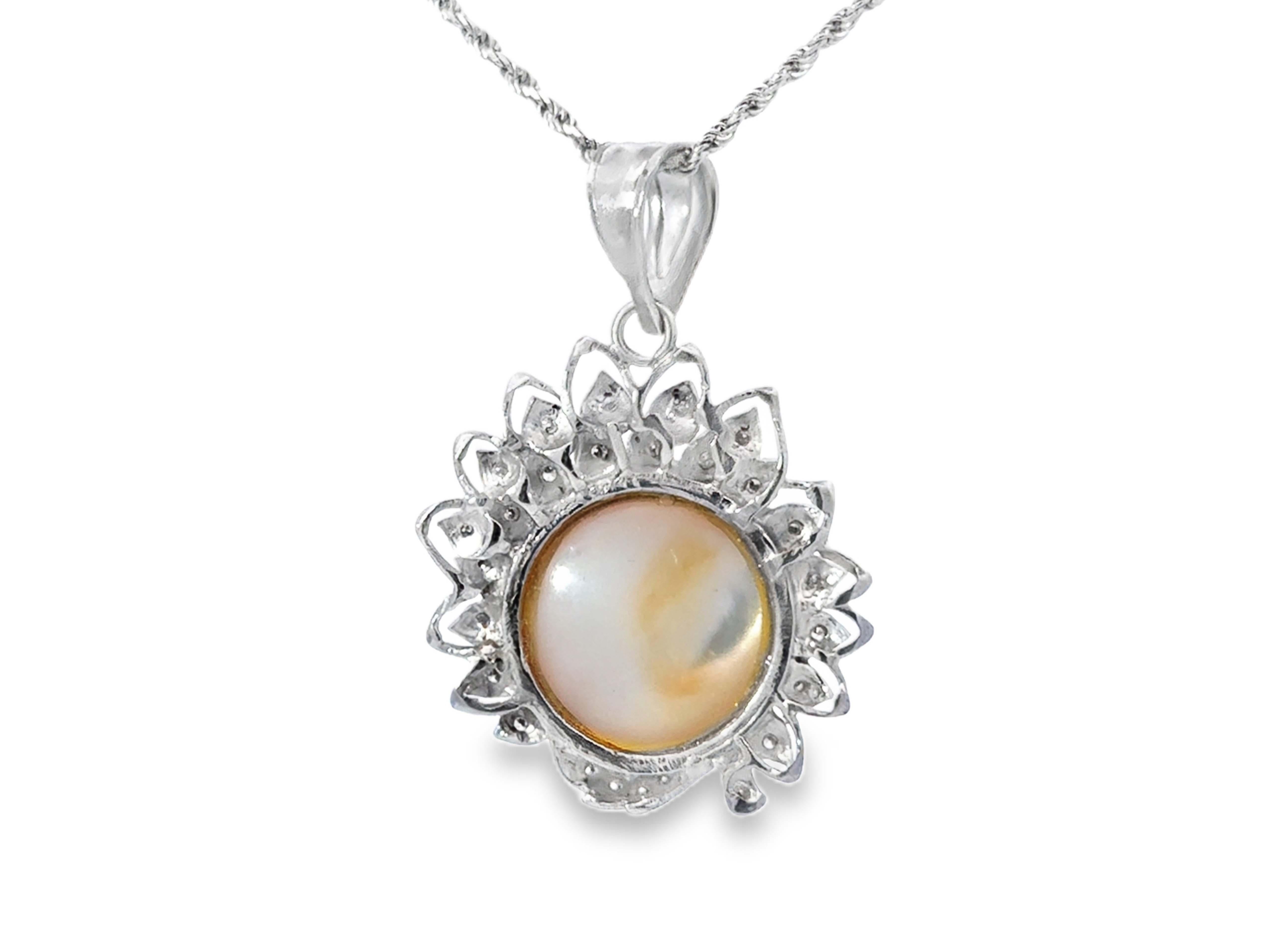 Mabe Pearl Diamond Necklace 14k White Gold For Sale 1