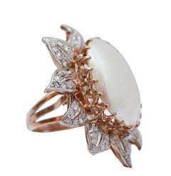 Mabè Pearl, Diamonds, Rose Gold and Silver Flower Ring.