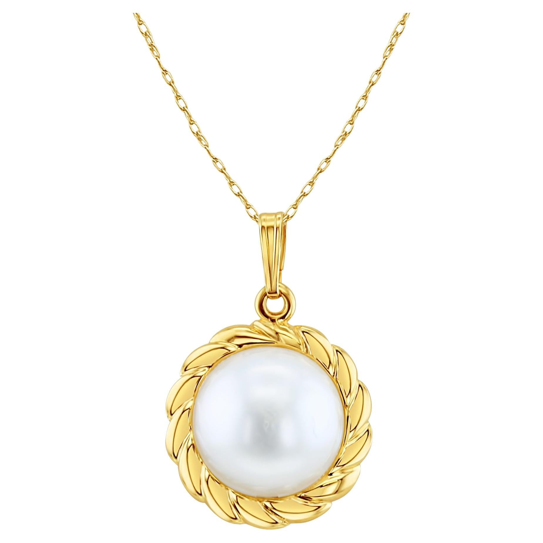 Mabe Pearl Necklace with Braided Bezel Frame 14k Yellow Gold For Sale