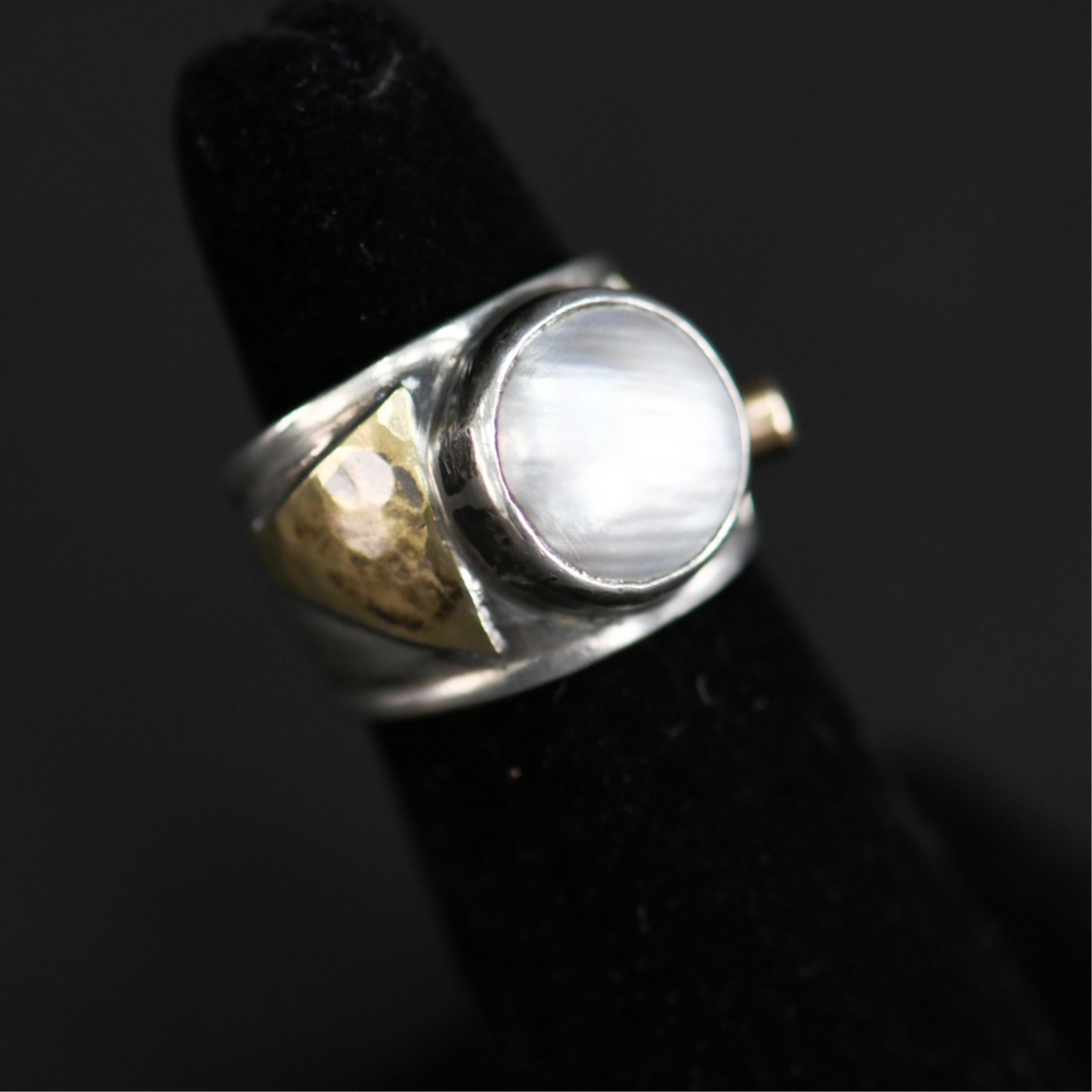 Mabe Pearl Silver and 14-Karat Gold Ring For Sale 2
