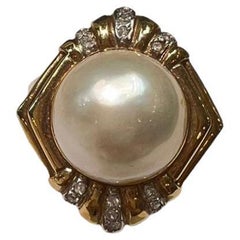 mabe pearl ring 14k gold Mabe Pearl with 14k Yellow Gold Ring with Diamonds