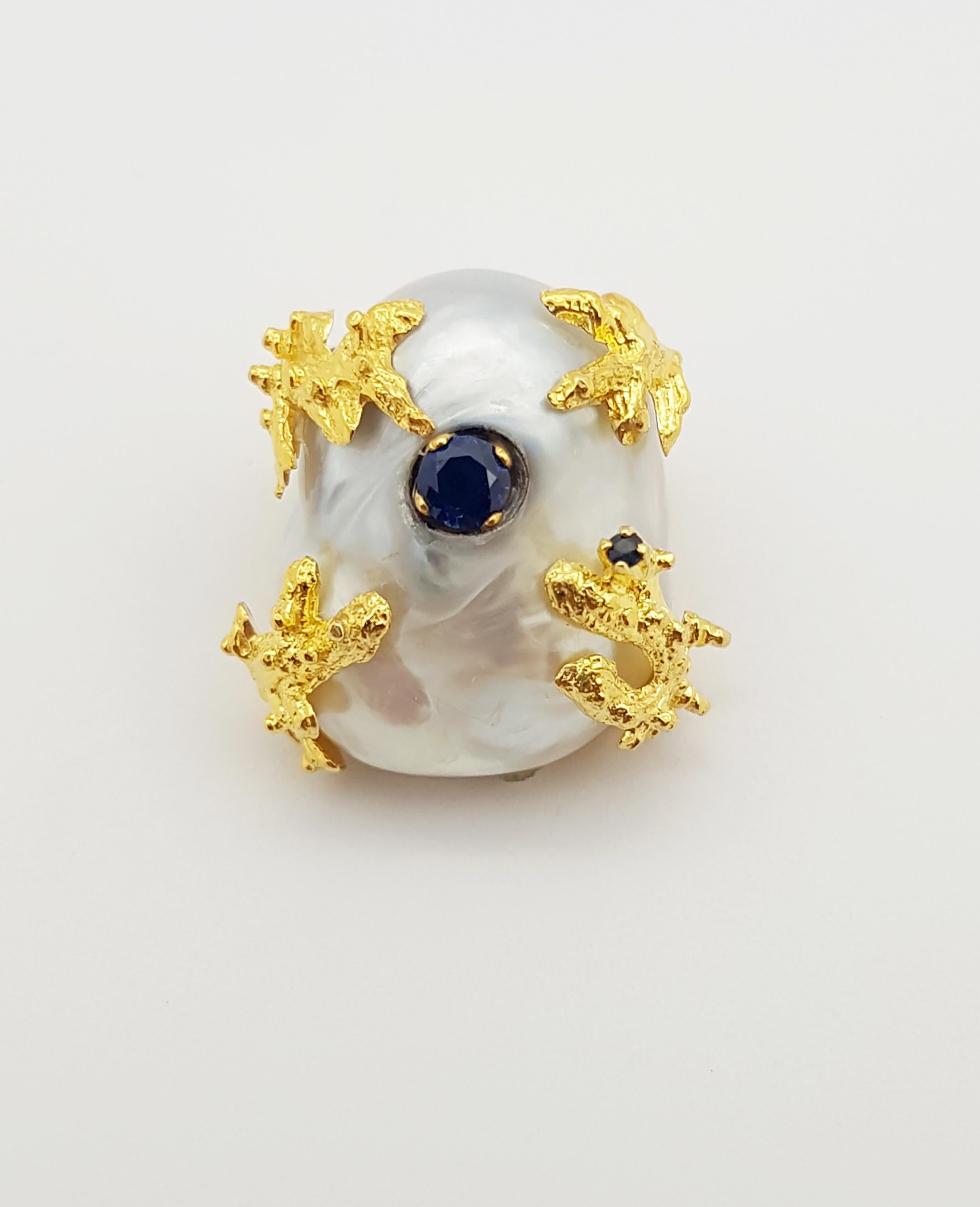 Taglio misto Ciondolo con perla Mabe e zaffiro blu incastonato in oro 18 carati in vendita