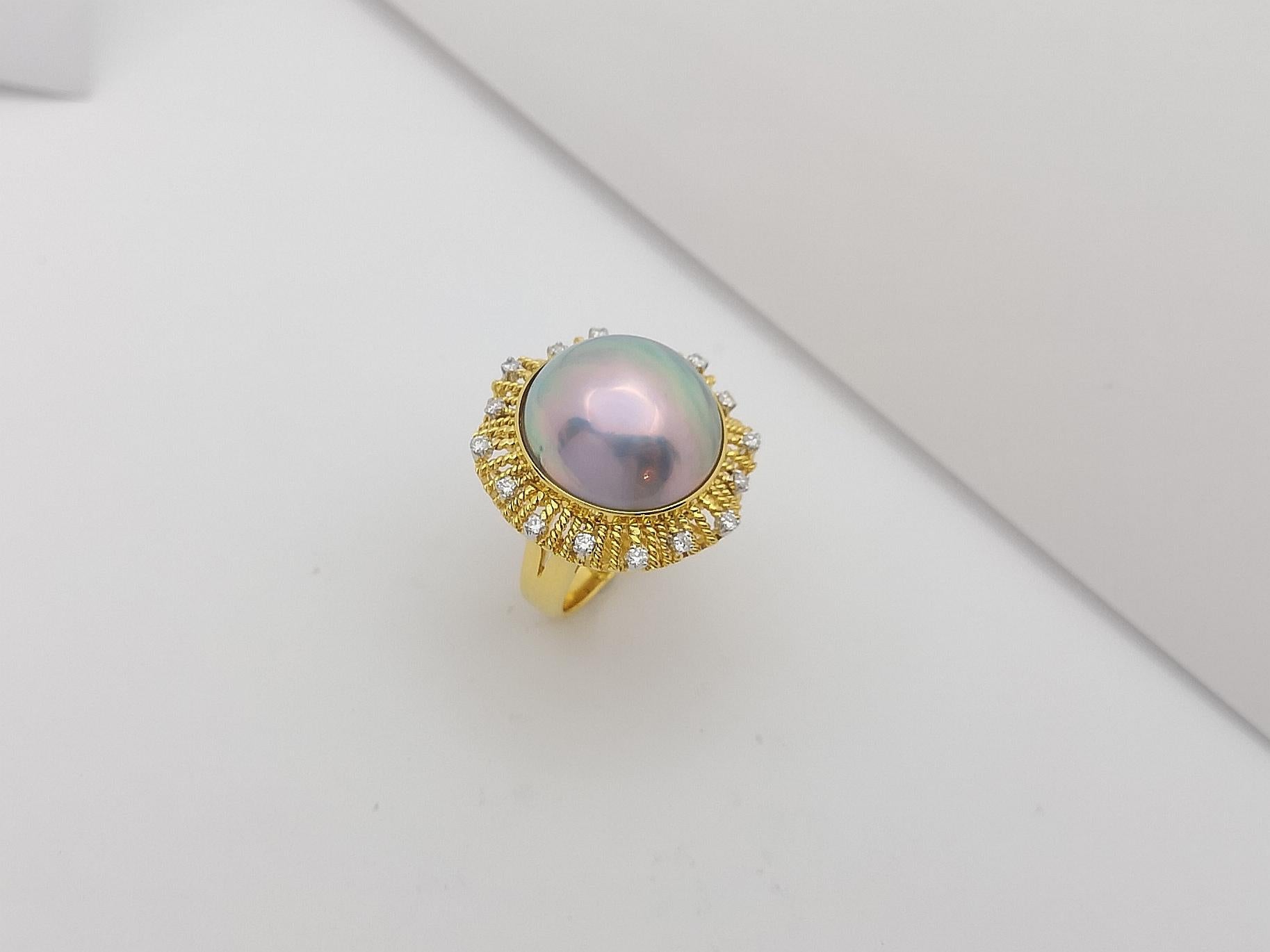 Mabe Pearl with Diamond Ring Set in 18 Karat Gold Settings For Sale 9