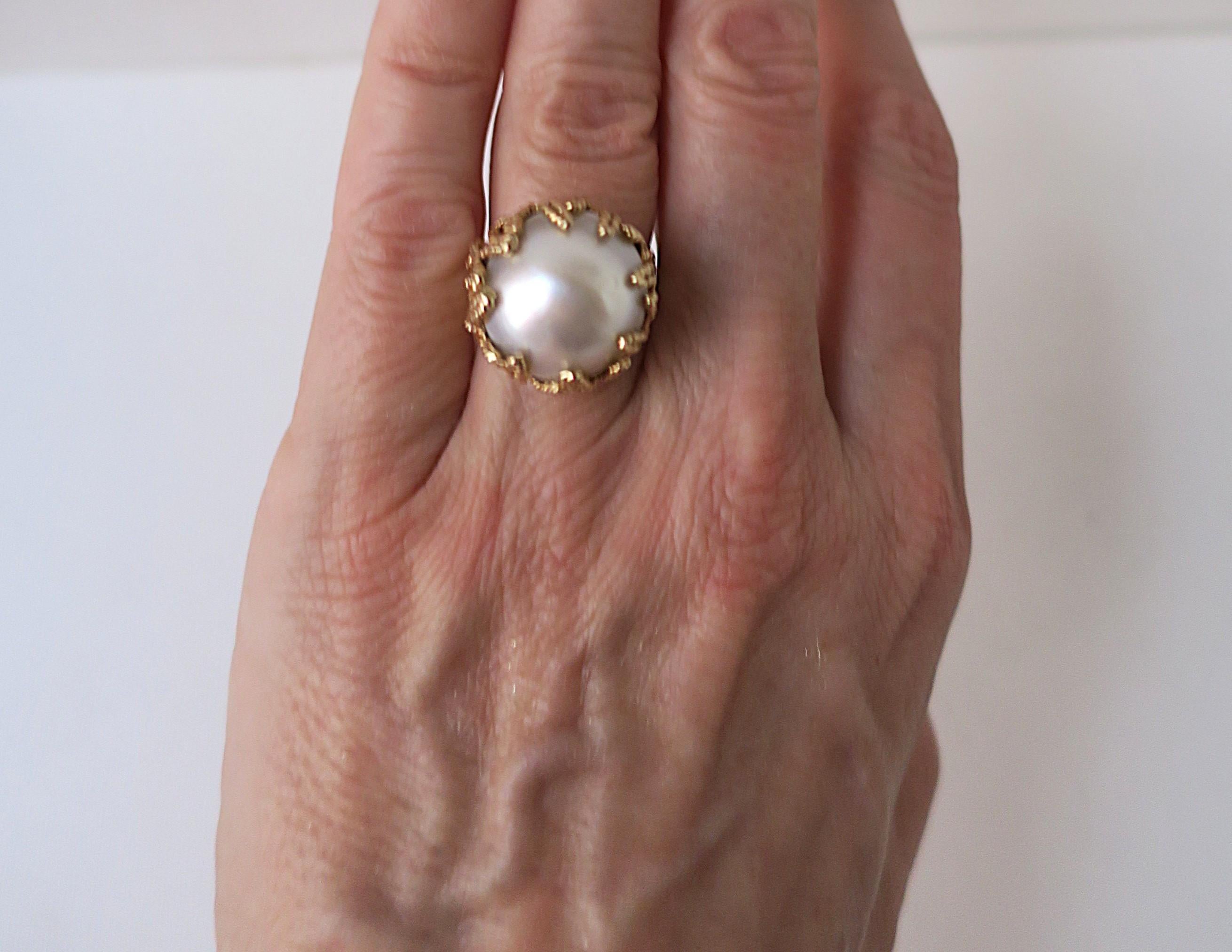 Bague cocktail en or jaune et perles Pour femmes en vente