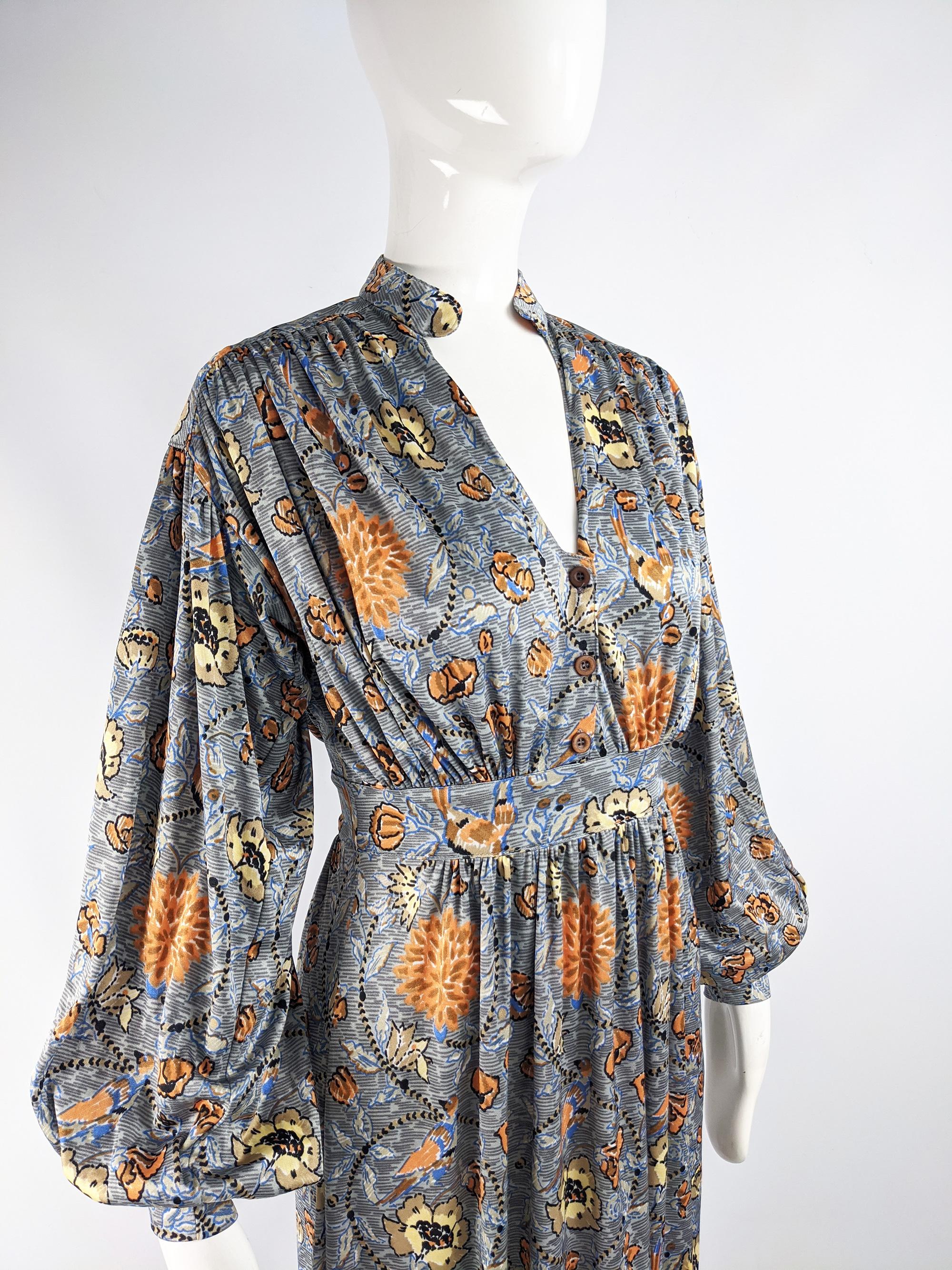 Mac Tac 1970er Jahre Vintage Maxikleid mit Puffärmeln im Angebot 1