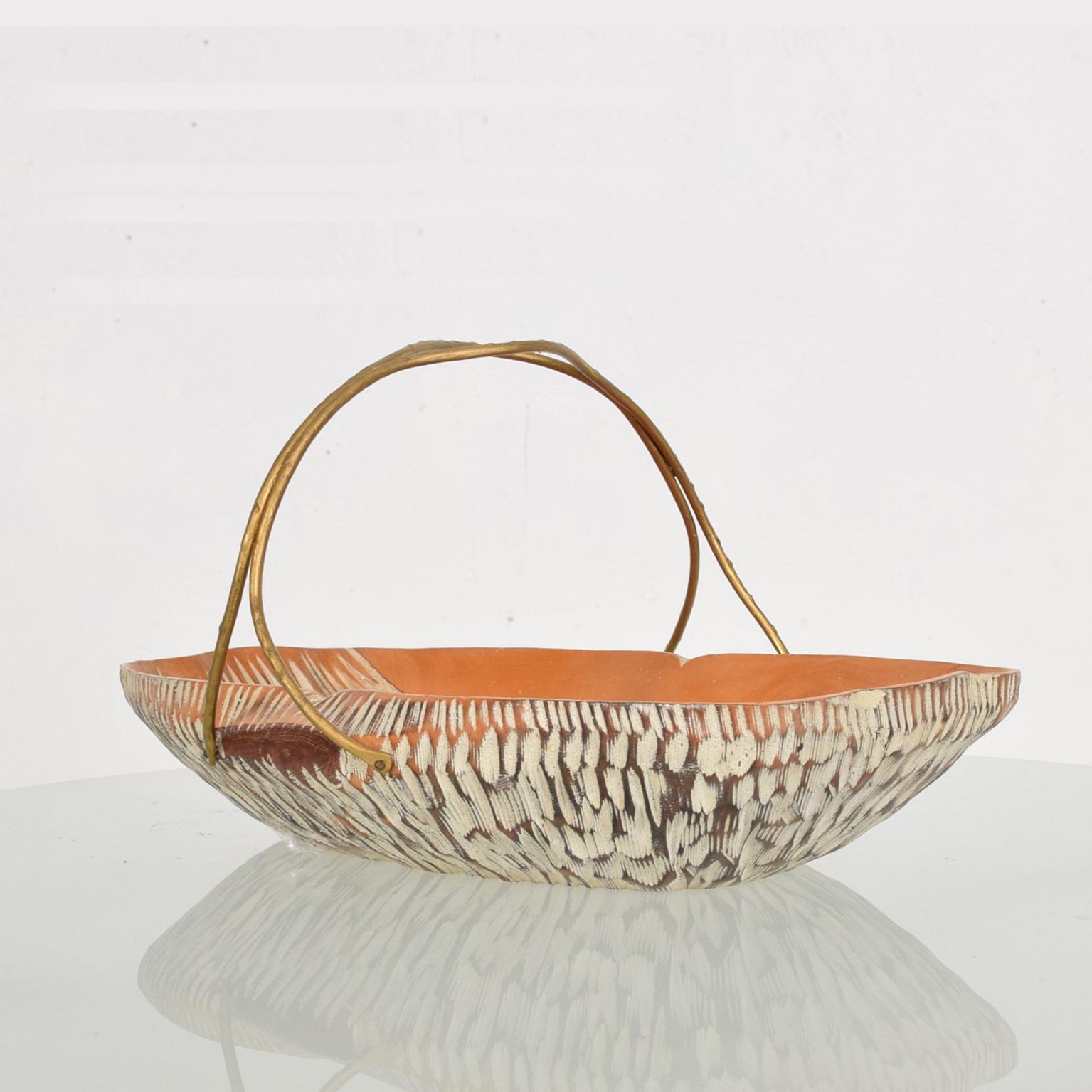 Mid-Century Modern 1960s Macabo Cusano Aldo Tura Carved Wood Serving Dish Milan Italy For Sale