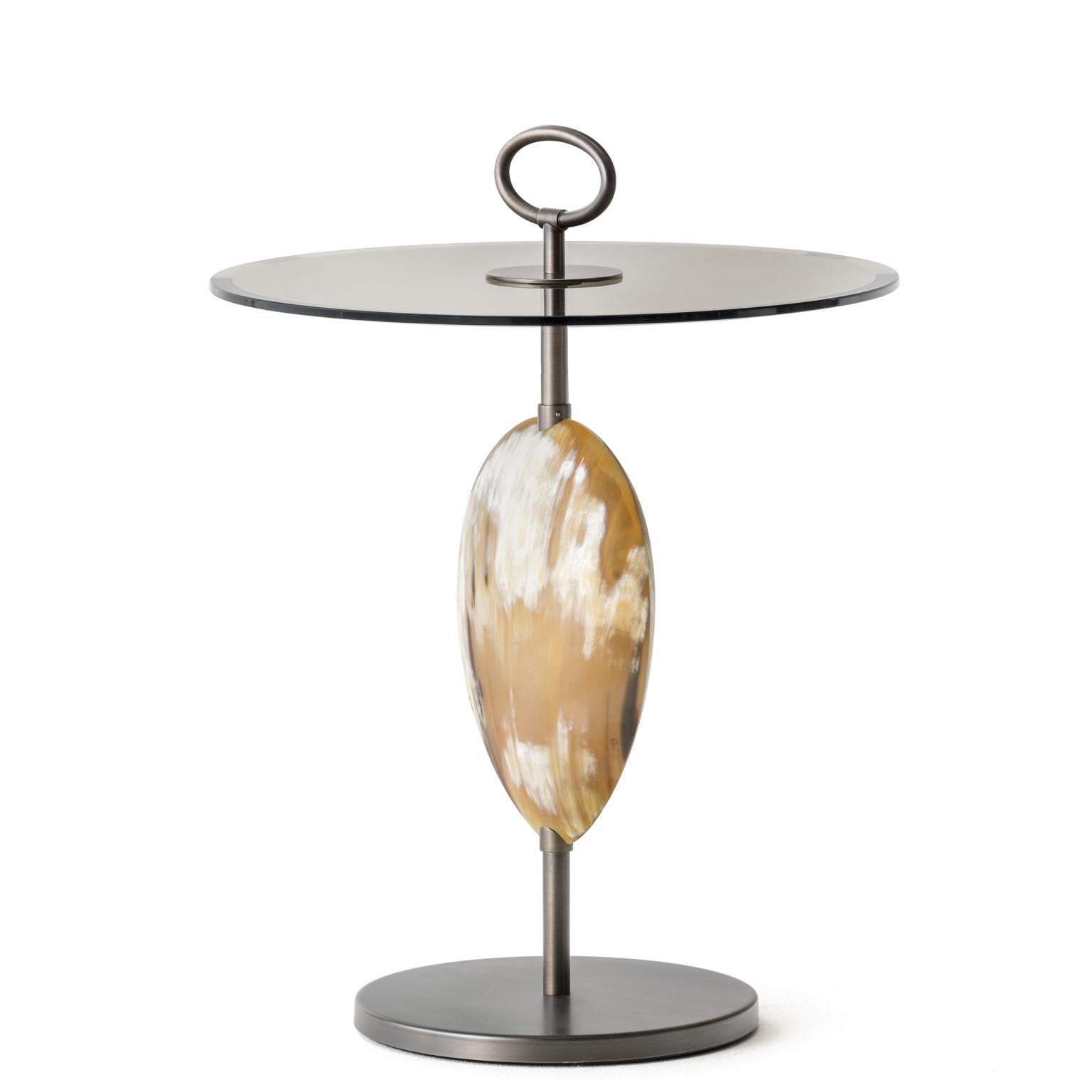 Contemporary Macari Side Table in Corno Italiano, Glass and Stainless Steel, Mod. 1870 For Sale