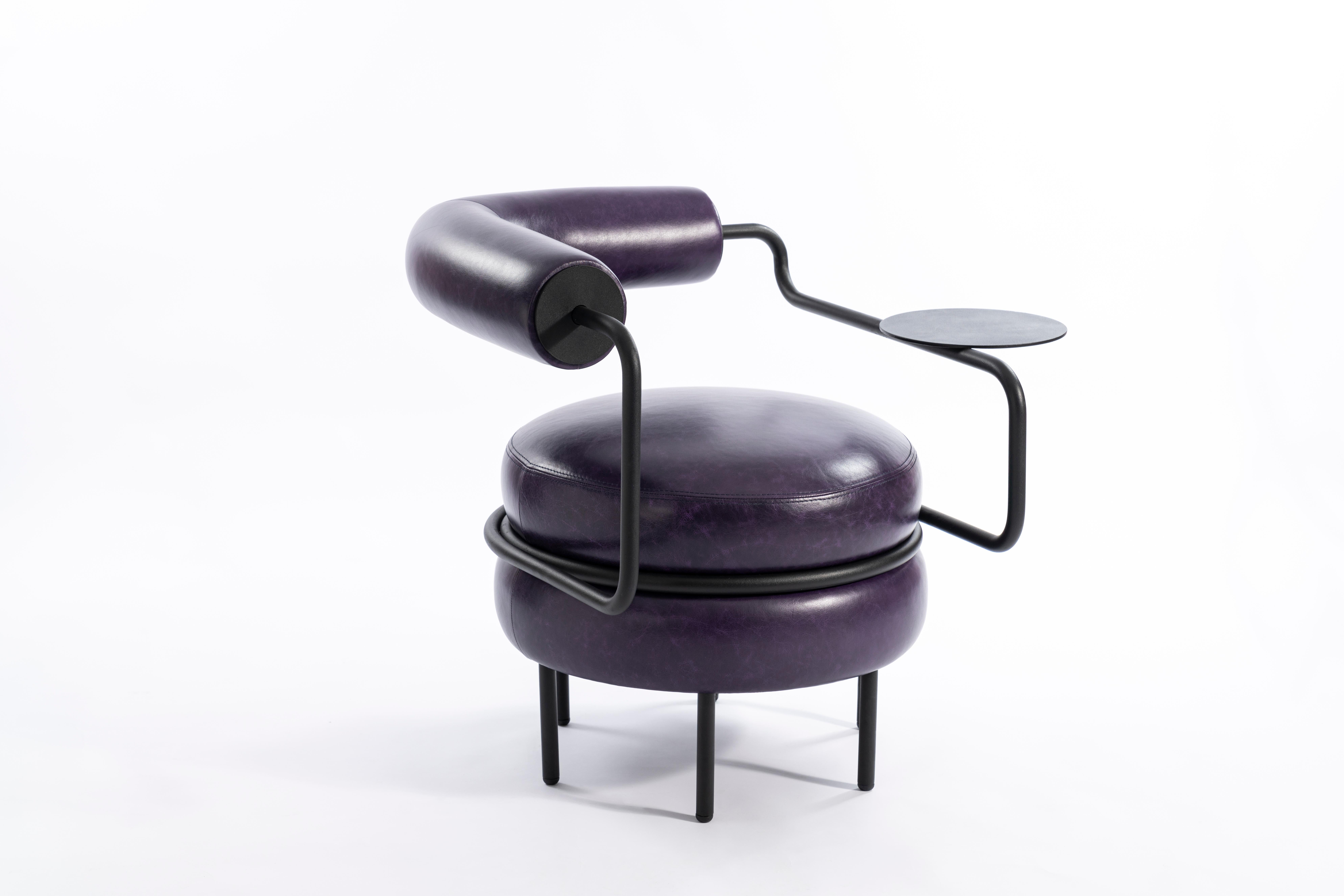 Mid-Century Modern Macaron, chaise à un bras en cuir moderne du milieu du siècle dernier en vente