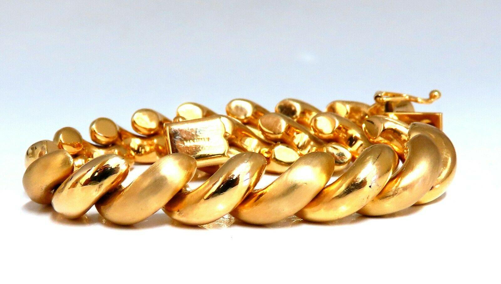 Macaroni Slant Link Bracelet

Shine and Brush

7 inch  wearable length

8.8 mm wide

18.9 Grams.

14kt yellow Gold.




Comfortable Snap Clasp & Safety