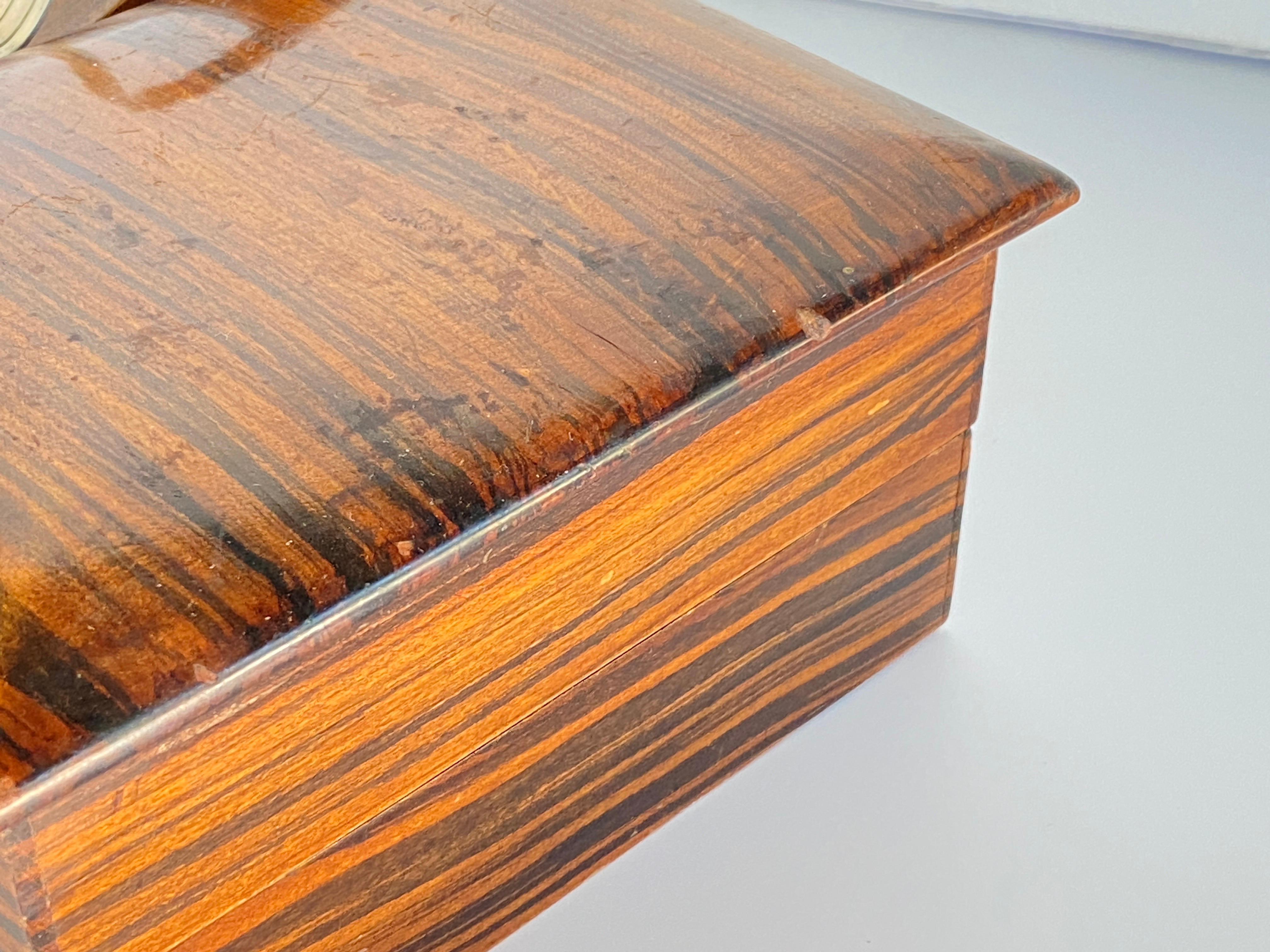 Art Deco Macassar Ebony and Satin Wood Game Box, France 1940, Brown Color For Sale