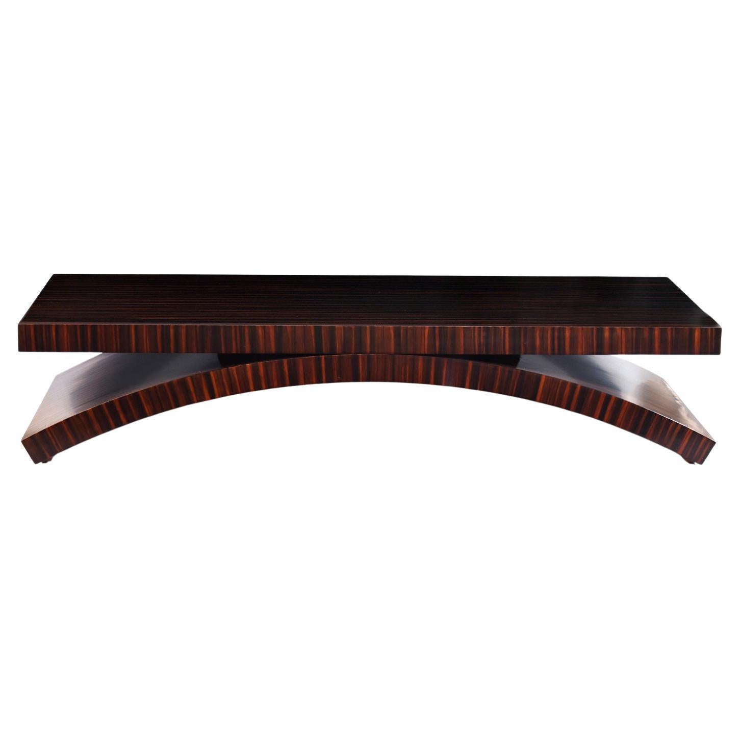 Moderne Table basse en arc d'ébène de Macassar de Michael Vanderbyl pour Boiler Domicile en vente