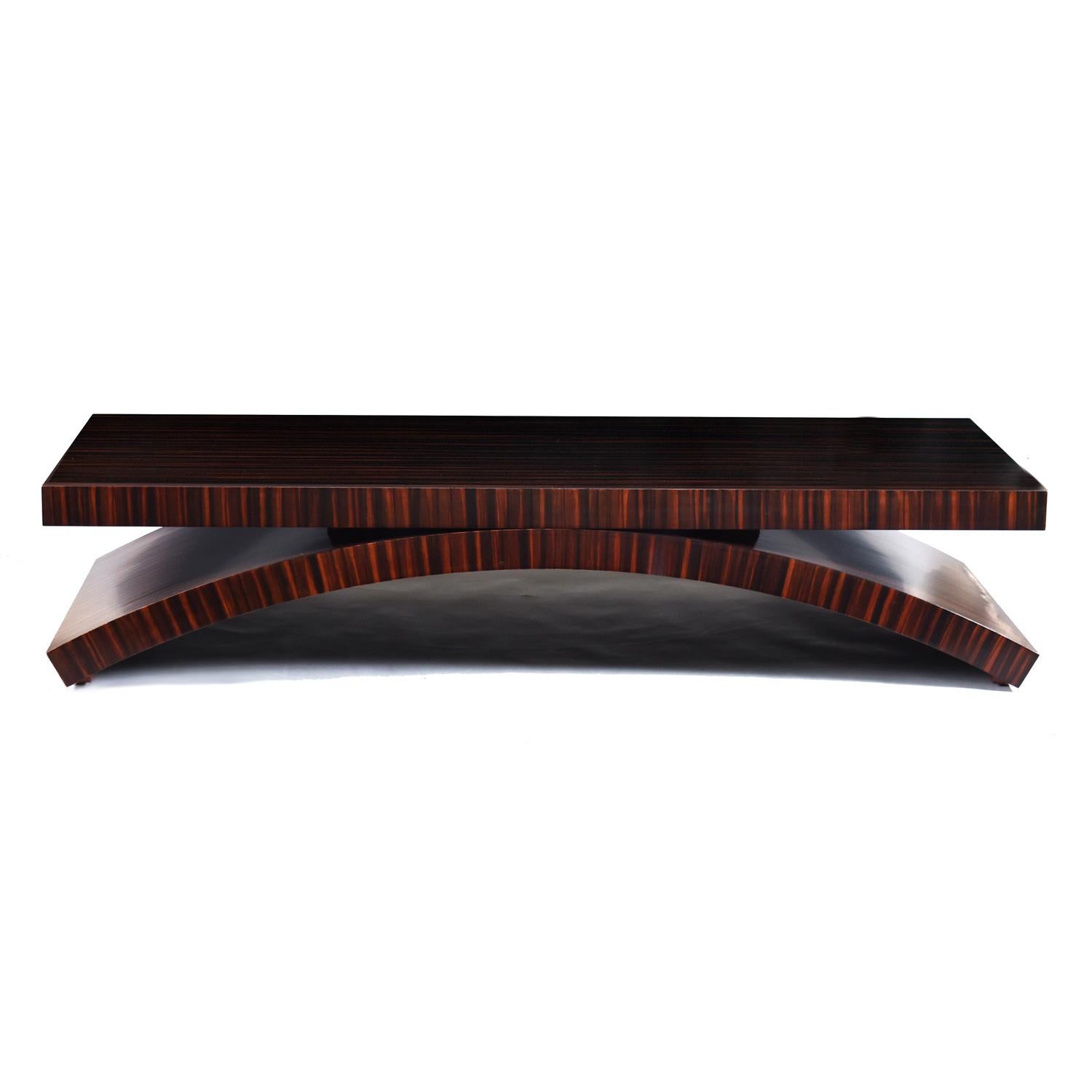 Table basse en arc d'ébène de Macassar de Michael Vanderbyl pour Boiler Domicile Bon état - En vente à Chattanooga, TN