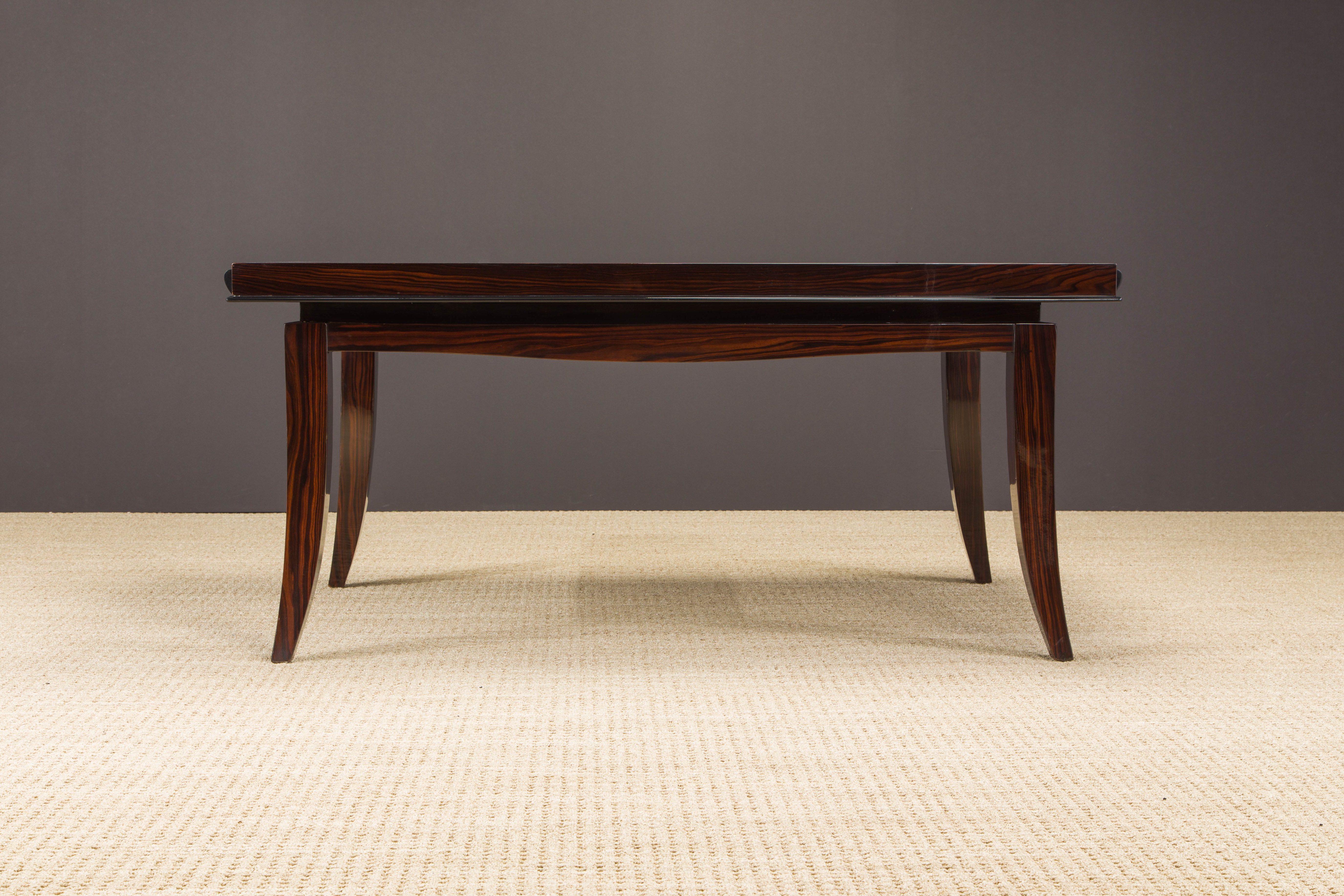 20ième siècle Table de salle à manger Art déco française en ébène de Macassar dans le style de Dominique, vers 1940 en vente