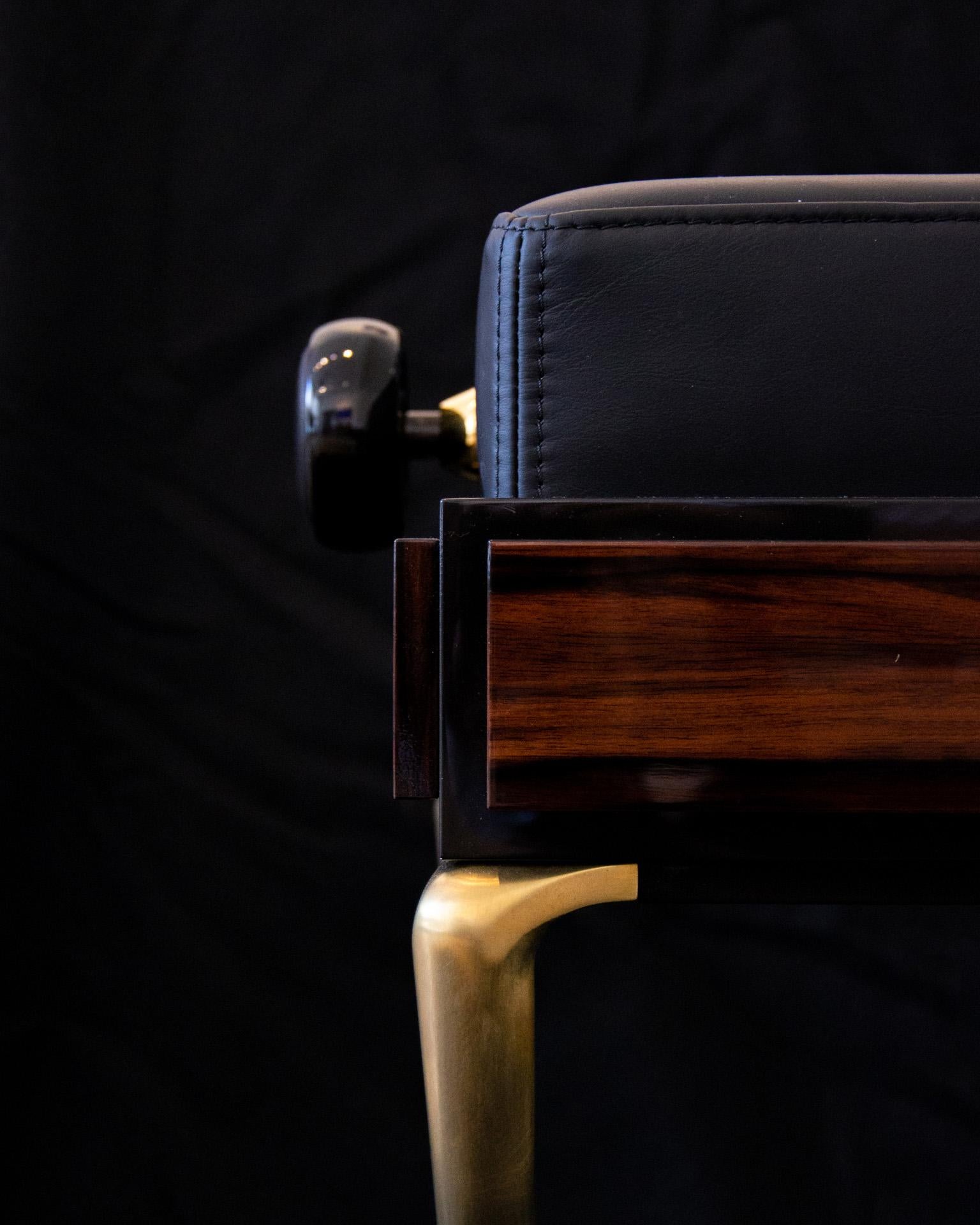 Panca per pianoforte in ebano Macassar, sgabello imbottito con altezza regolabile PERSONALIZZABILE In condizioni Nuovo in vendita a Copenhagen, DK