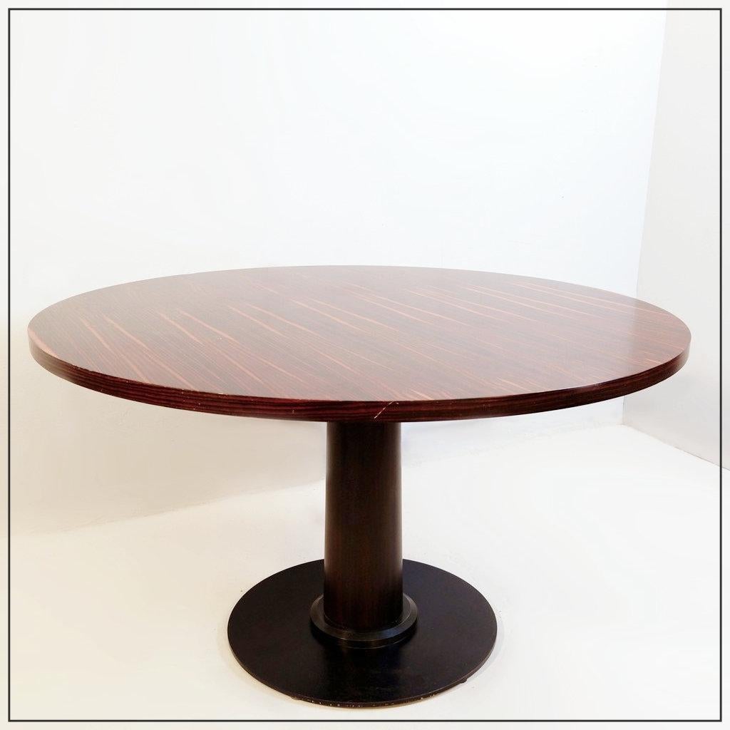 20ième siècle Table ronde en ébène de Macassar Ø 128cm en vente