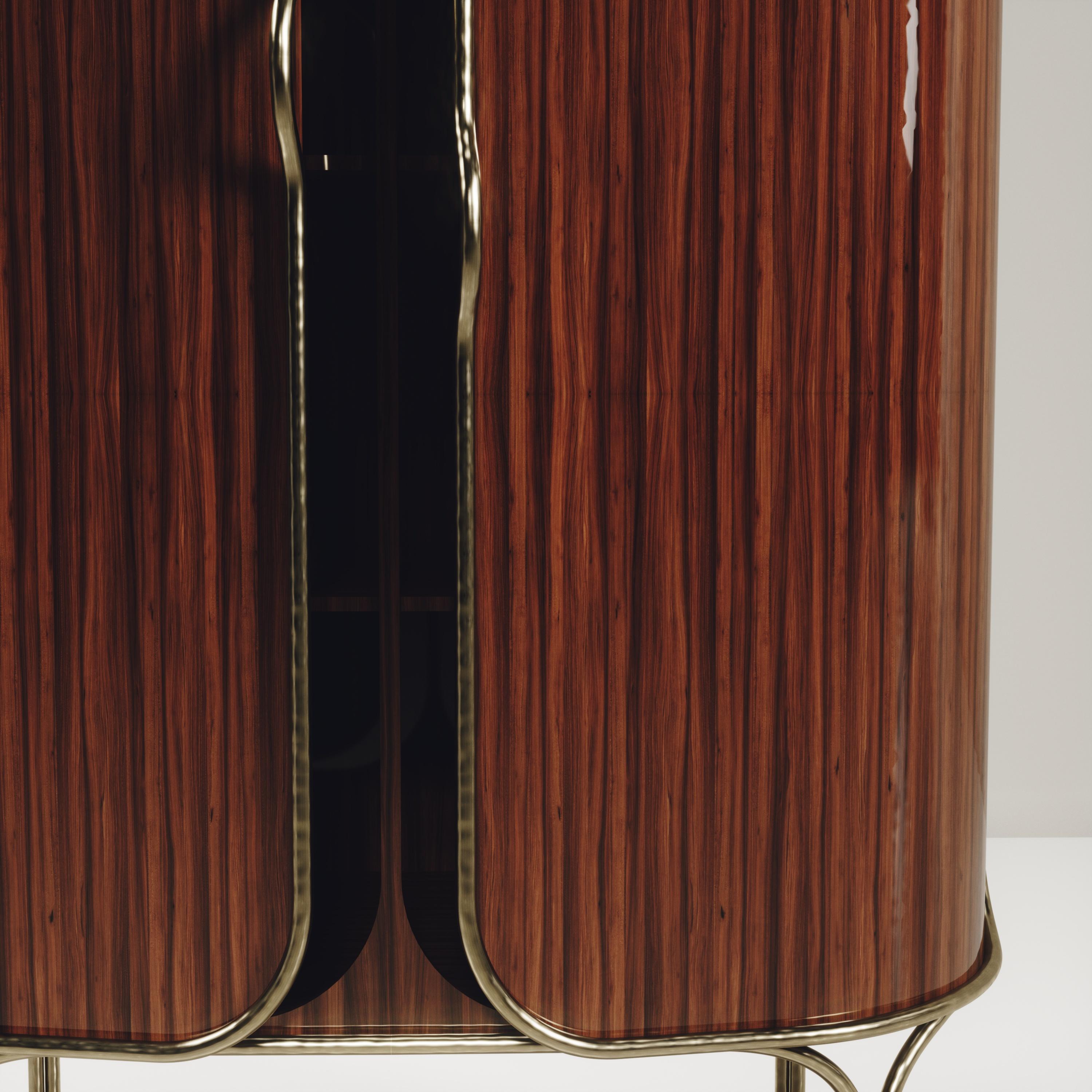Meuble de bar en Wood Macassar avec détails en laiton Patina par R&Y Augousti Neuf - En vente à New York, NY