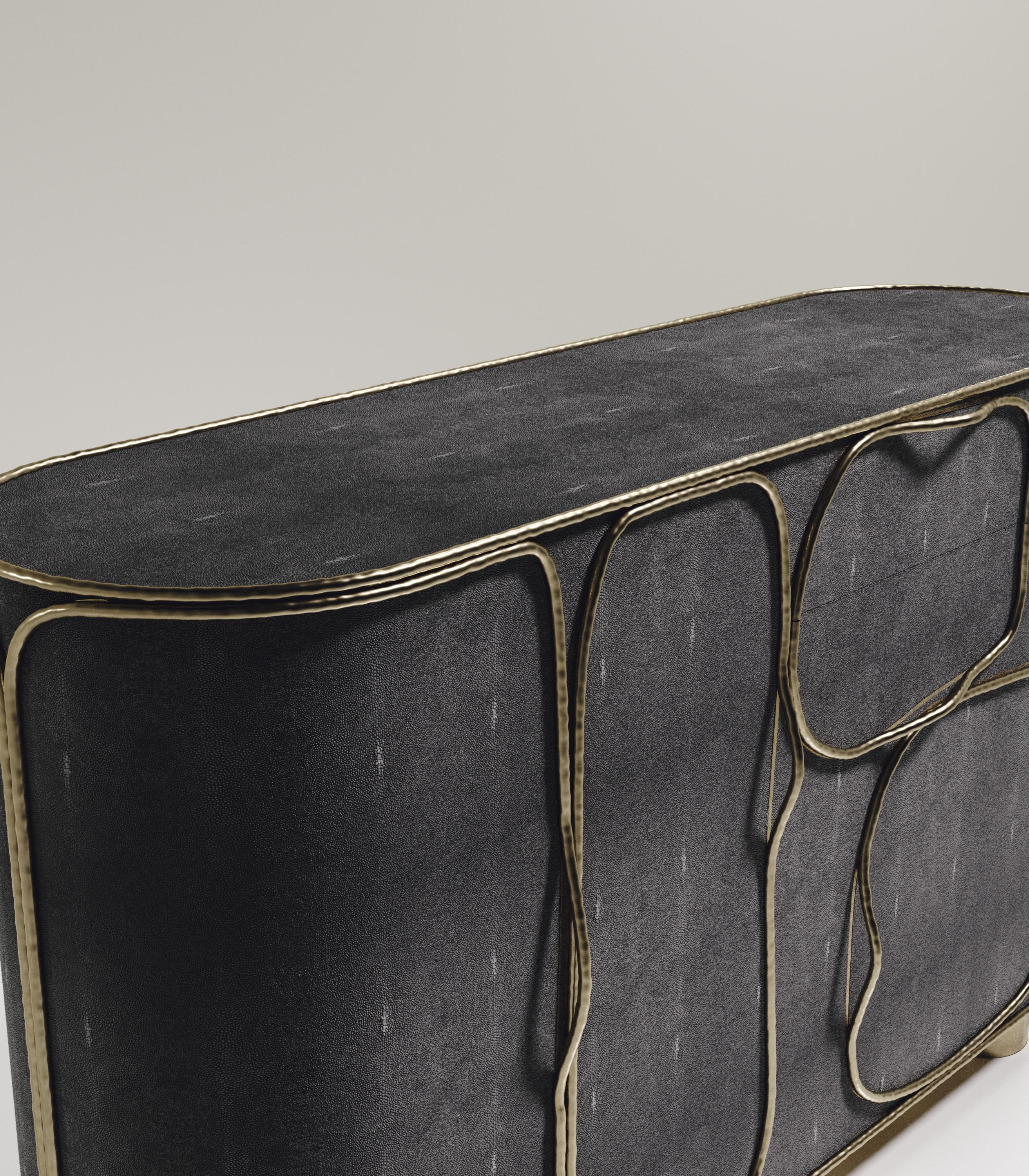 Meuble de bar en Wood Macassar avec détails en laiton Patina par R&Y Augousti en vente 7