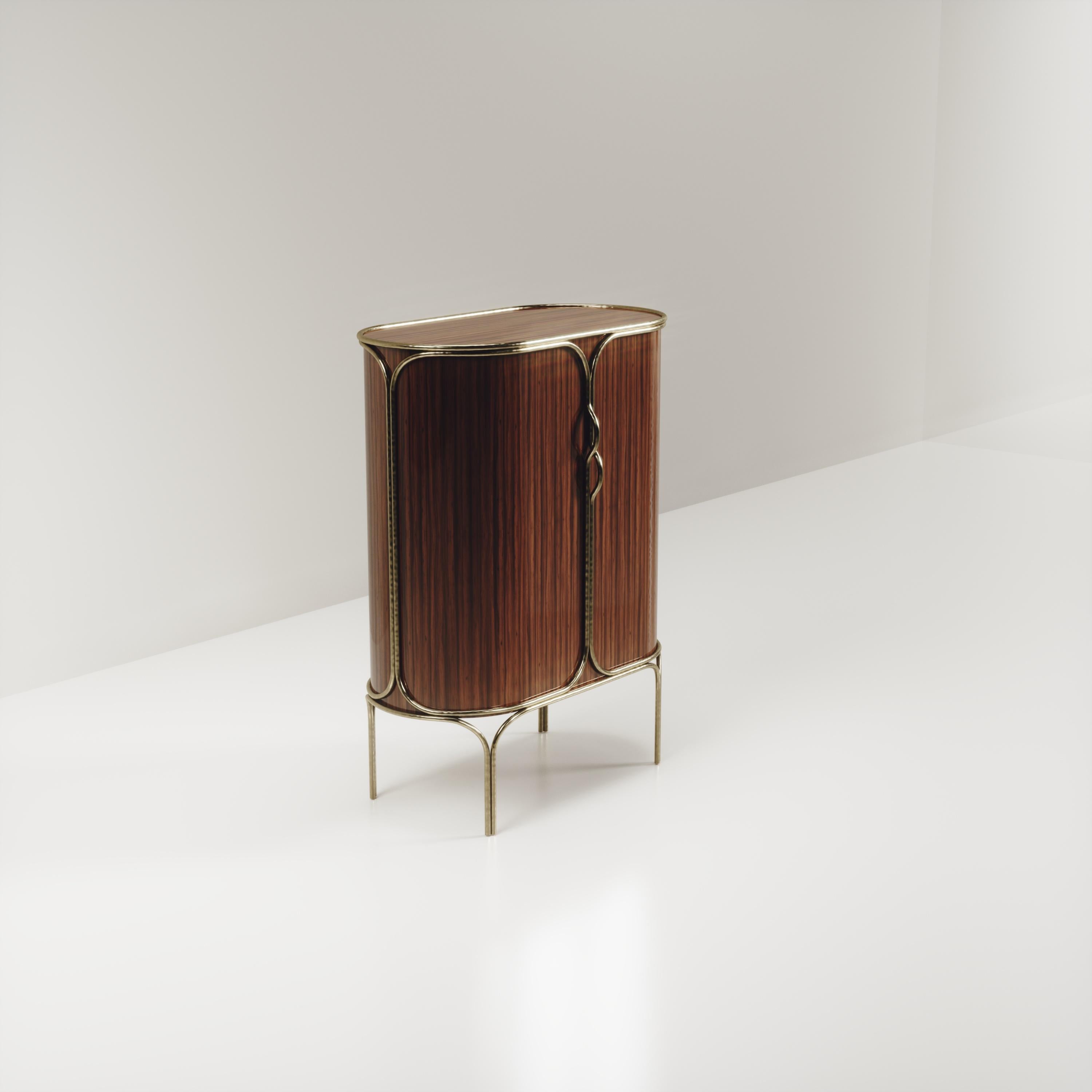 Ottone Buffet in Wood Macassar con dettagli in ottone patinato e bronzo di R&Y Augousti in vendita