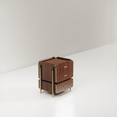 Table de nuit en Wood Wood Macassar avec accents en laiton par Kifu Paris