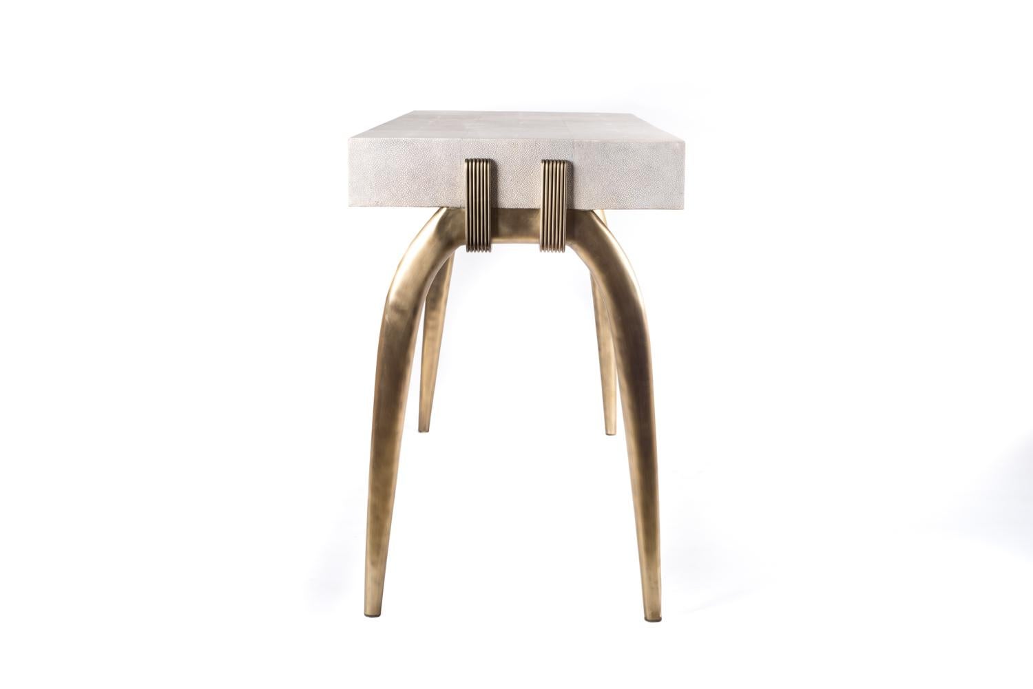 Scrivania Macassar con deatils in ottone bronzato-patinato di R&Y Augousti in vendita 2